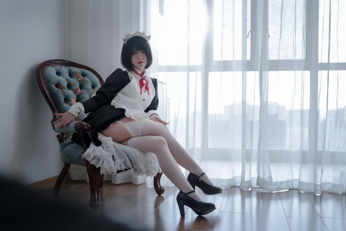 xgyw.top_网络美女半半子黑白女仆装主题私房半撩女仆装露白丝吊袜秀翘臀美腿诱惑写真60P