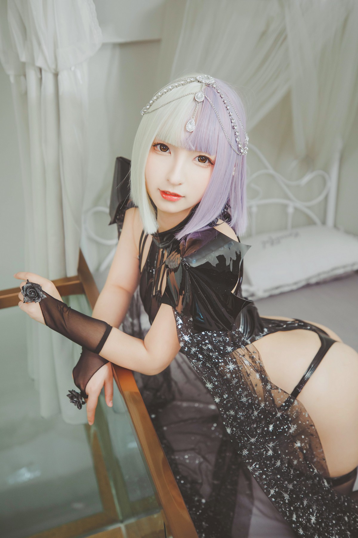 xgyw.top_萝莉美女神楽坂真冬温柔的永远主题私房性感白色缕空内裤配白色蕾丝袜诱惑写真150P