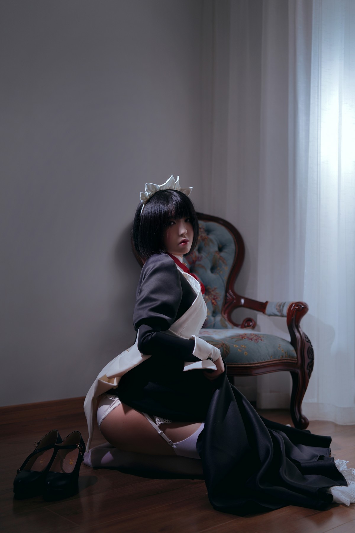 xgyw.top_网络美女半半子黑白女仆装主题私房半撩女仆装露白丝吊袜秀翘臀美腿诱惑写真60P