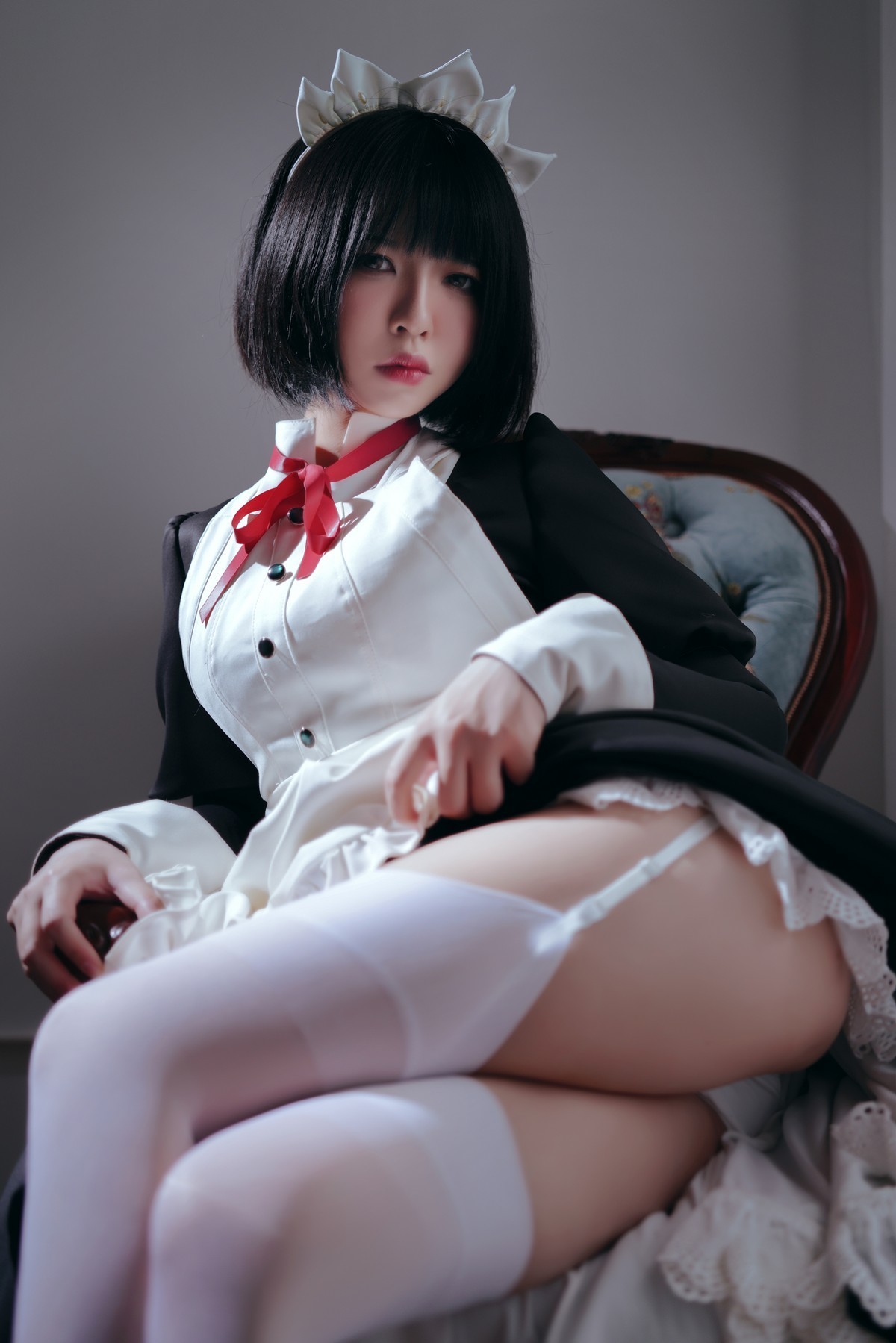 xgyw.top_网络美女半半子黑白女仆装主题私房半撩女仆装露白丝吊袜秀翘臀美腿诱惑写真60P