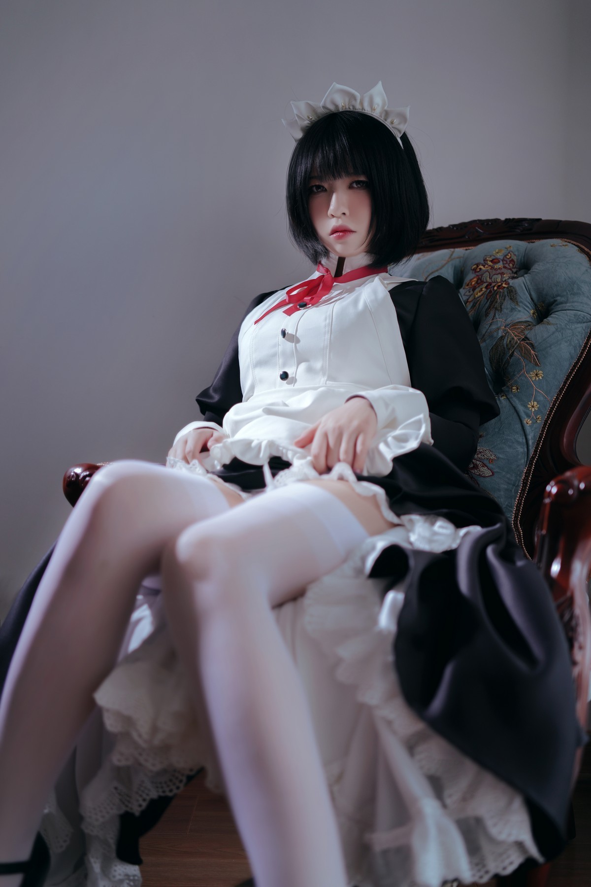 xgyw.top_网络美女半半子黑白女仆装主题私房半撩女仆装露白丝吊袜秀翘臀美腿诱惑写真60P