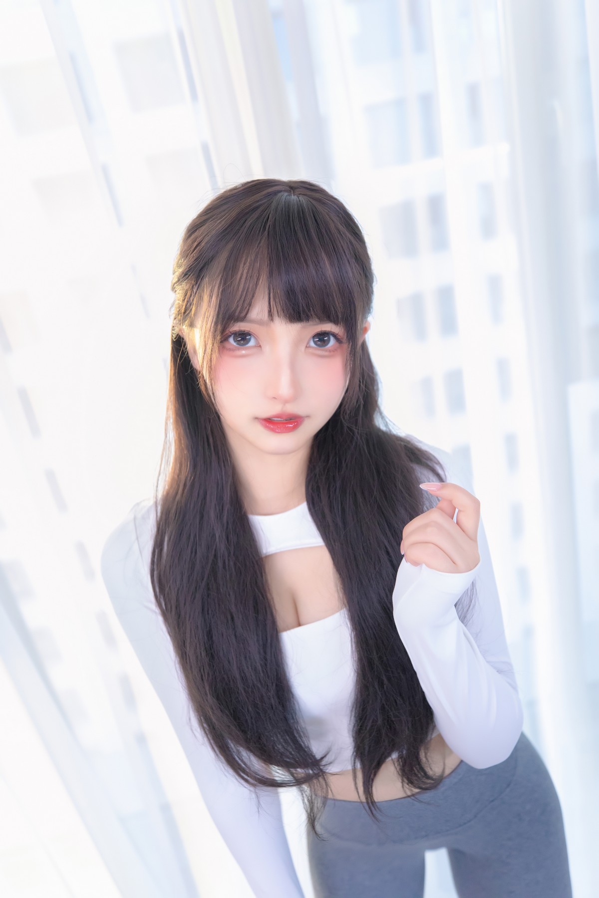 xgyw.top_萝莉美女神楽坂真冬瑜伽少女主题私房性感紧身运动裤秀浑圆翘臀撩人诱惑写真75P