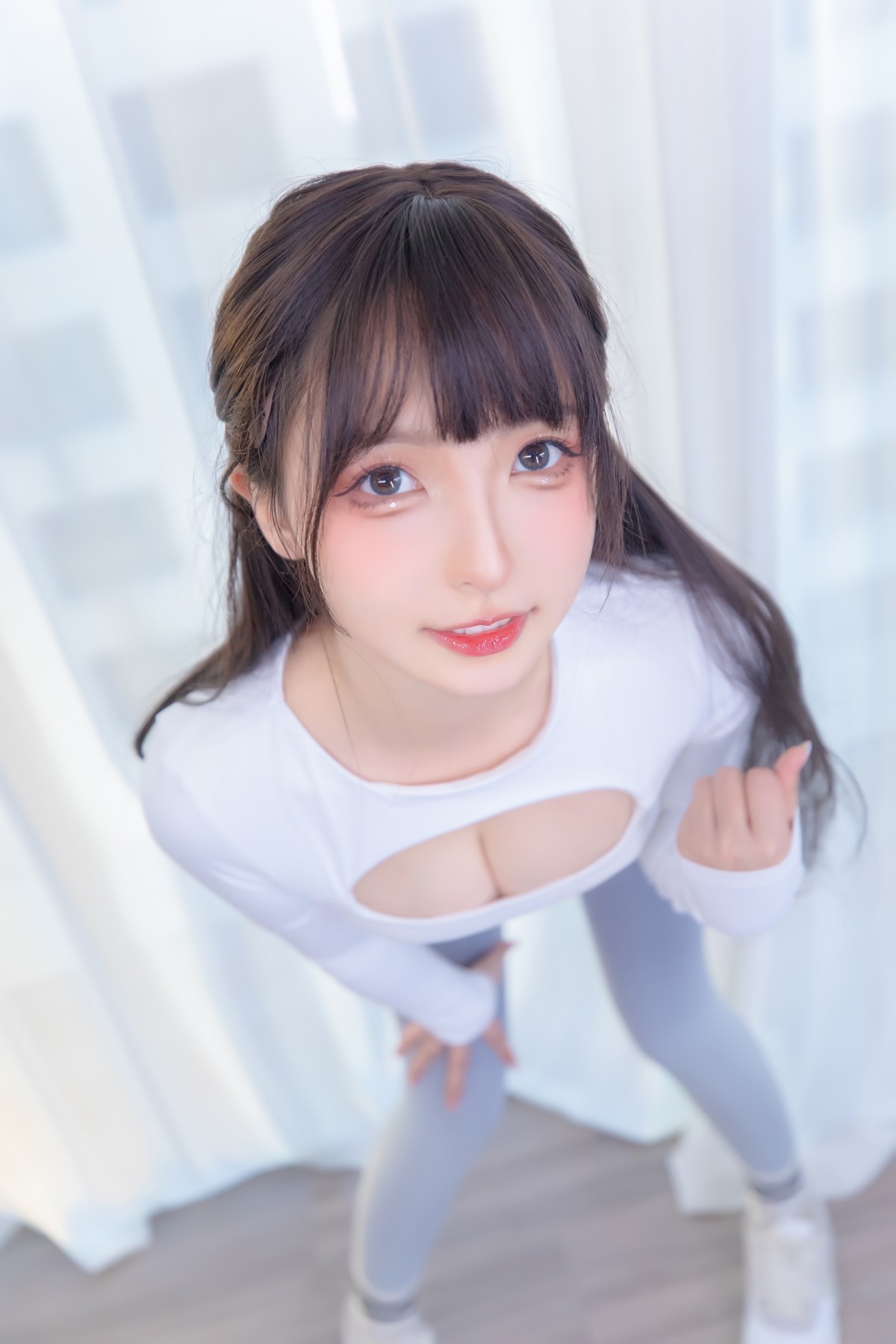 xgyw.top_萝莉美女神楽坂真冬瑜伽少女主题私房性感紧身运动裤秀浑圆翘臀撩人诱惑写真75P
