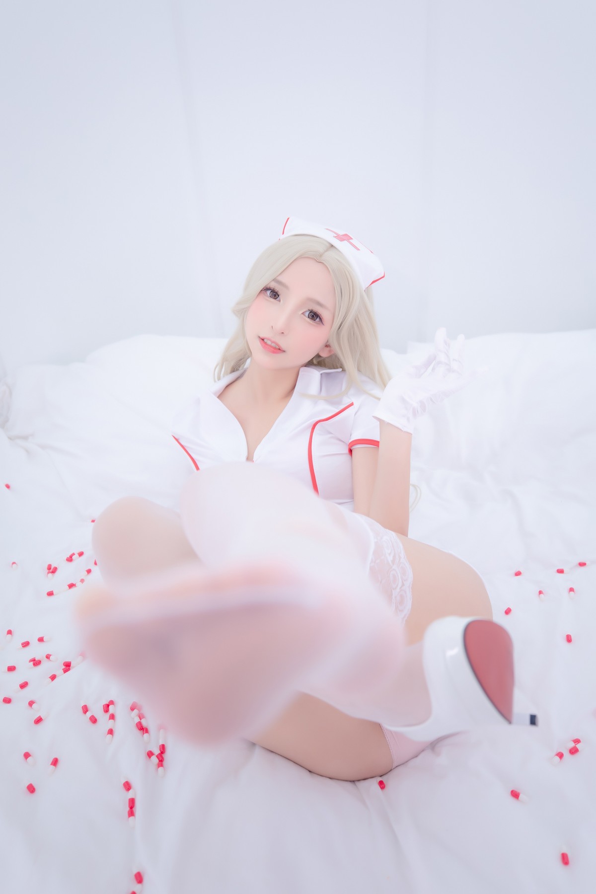 xgyw.top_萝莉美女神楽坂真冬白丝护士身心平衡主题性感粉色护士装配超薄白丝诱惑写真150P