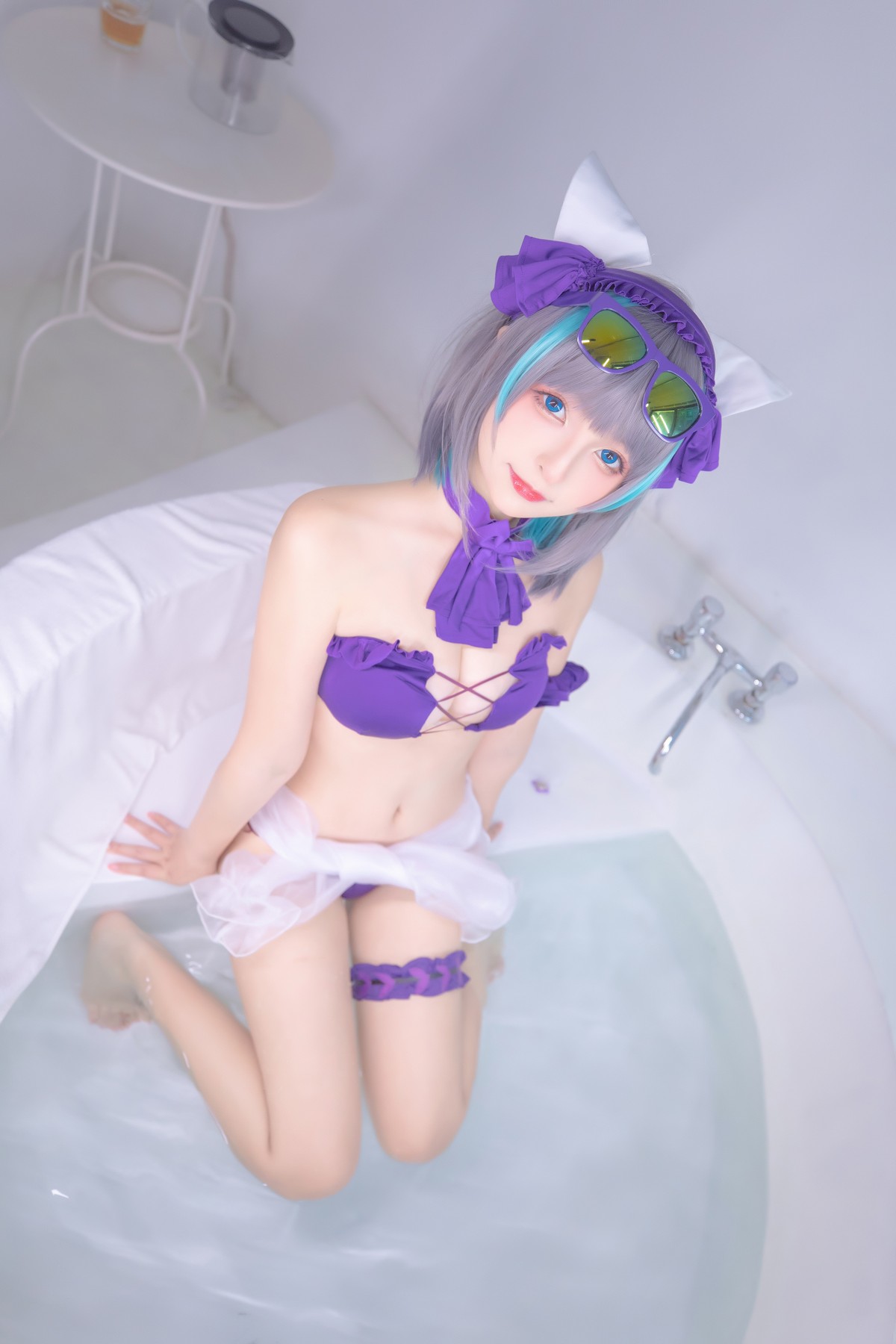 xgyw.top_萝莉美女神楽坂真冬柴郡Cos纯色庭院主题私房浴室性感比基尼秀完美身材诱惑写真150P