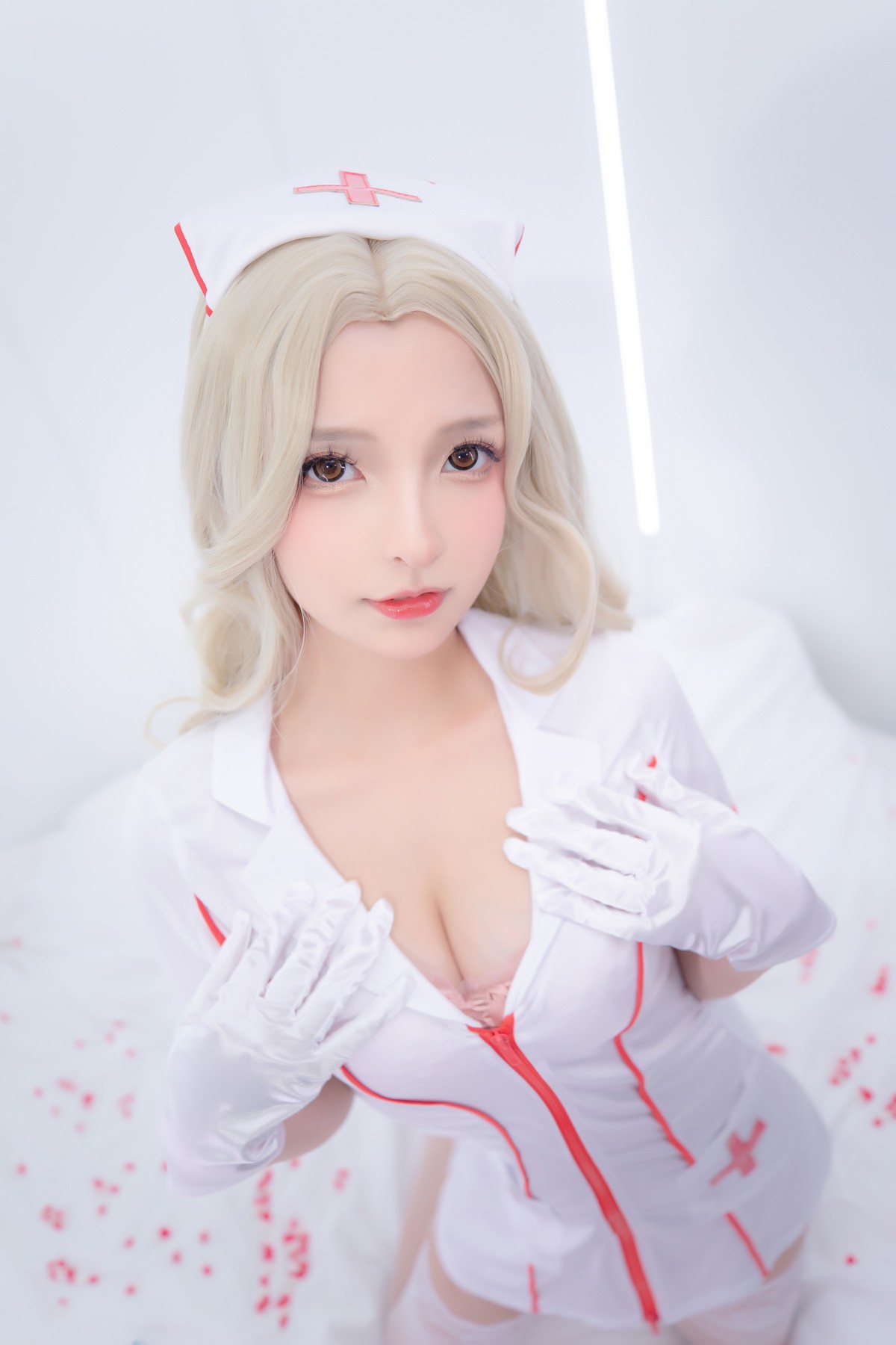 xgyw.top_萝莉美女神楽坂真冬白丝护士身心平衡主题性感粉色护士装配超薄白丝诱惑写真150P
