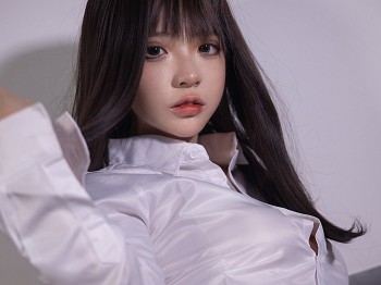 网络青春美女疯猫ss职业ol主题私人白衬衣配黑长裤半脱露超薄肉丝秀蜜桃臀骚扰写真40P