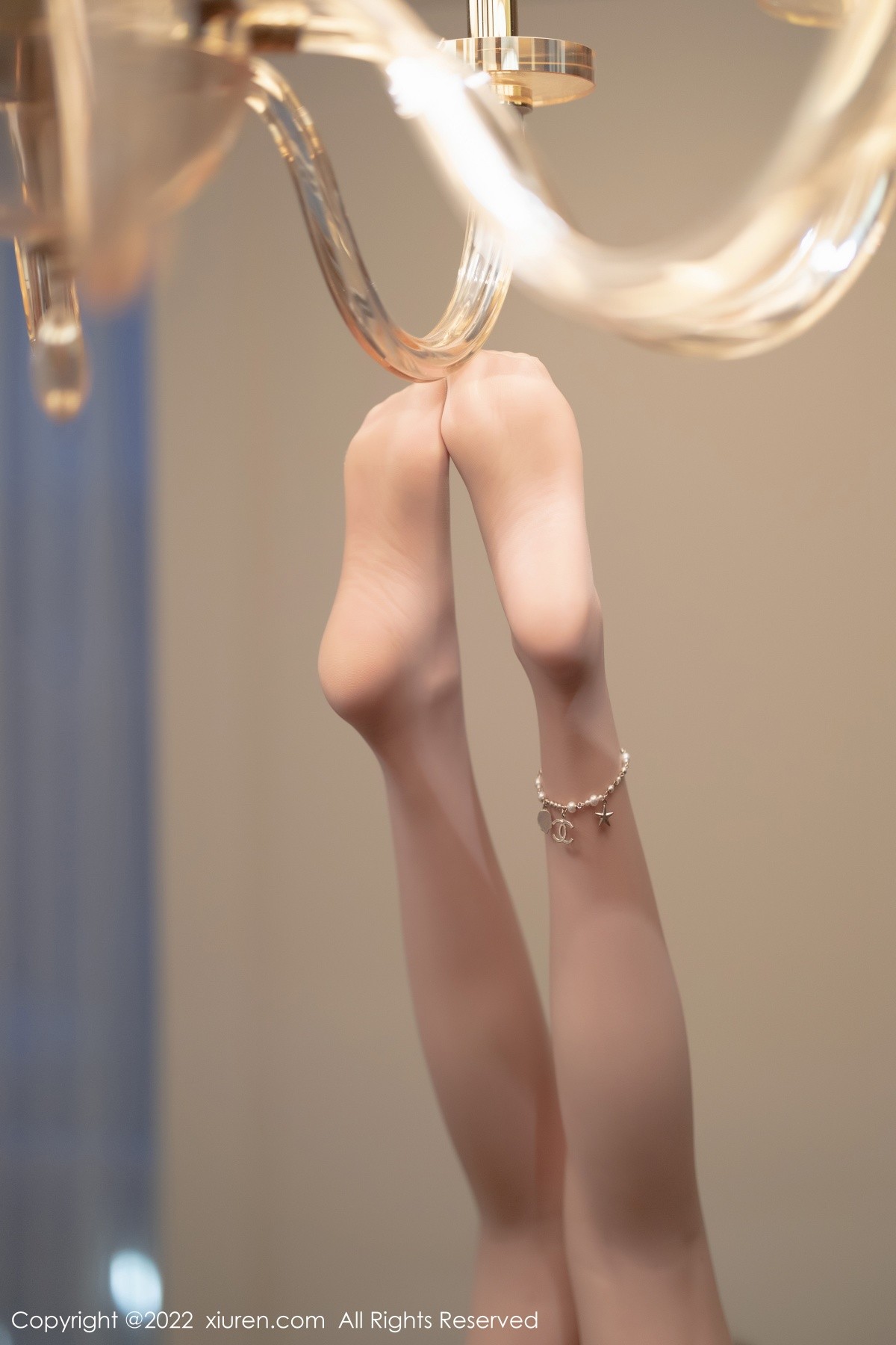 xgyw.top_XiuRen第4654期_女神杨晨晨Yome淡黄色上衣配长裙原色丝袜秀完美身材诱惑写真77P