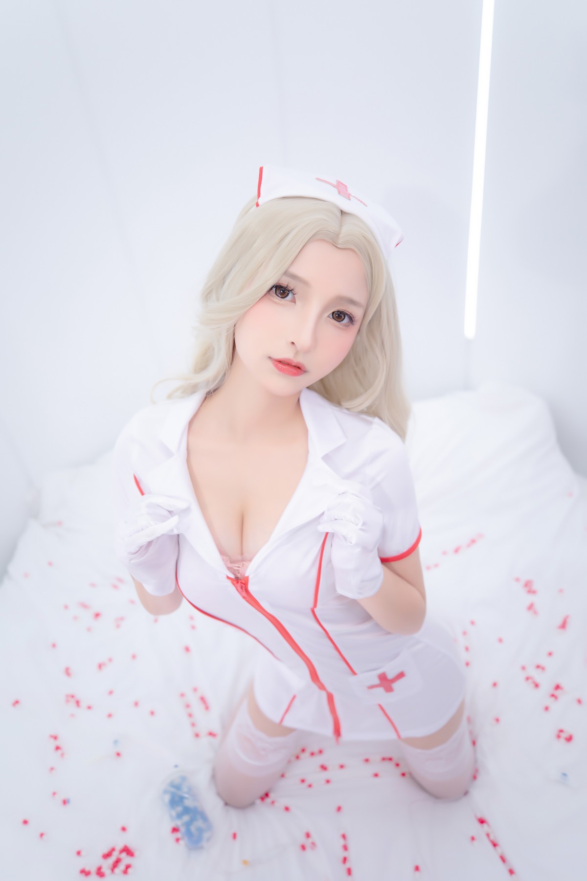 xgyw.top_萝莉美女神楽坂真冬白丝护士身心平衡主题性感粉色护士装配超薄白丝诱惑写真150P
