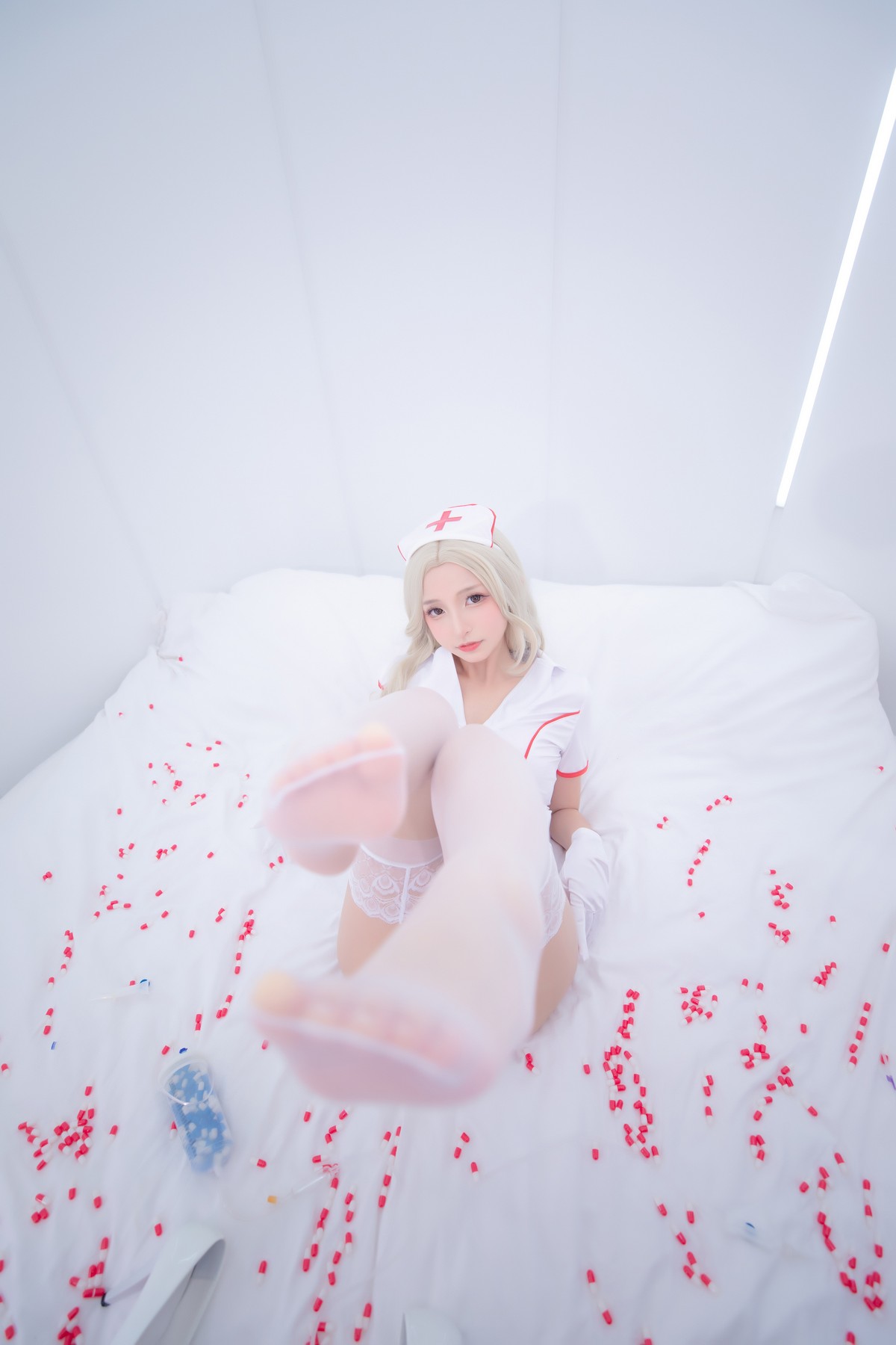 xgyw.top_萝莉美女神楽坂真冬白丝护士身心平衡主题性感粉色护士装配超薄白丝诱惑写真150P