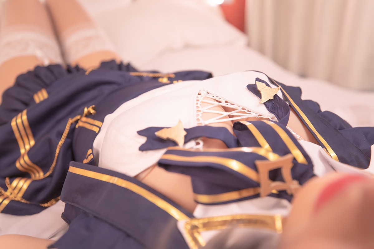 xgyw.top_萝莉美女神楽坂真冬柴郡Cos纯色庭院主题私房浴室性感比基尼秀完美身材诱惑写真150P