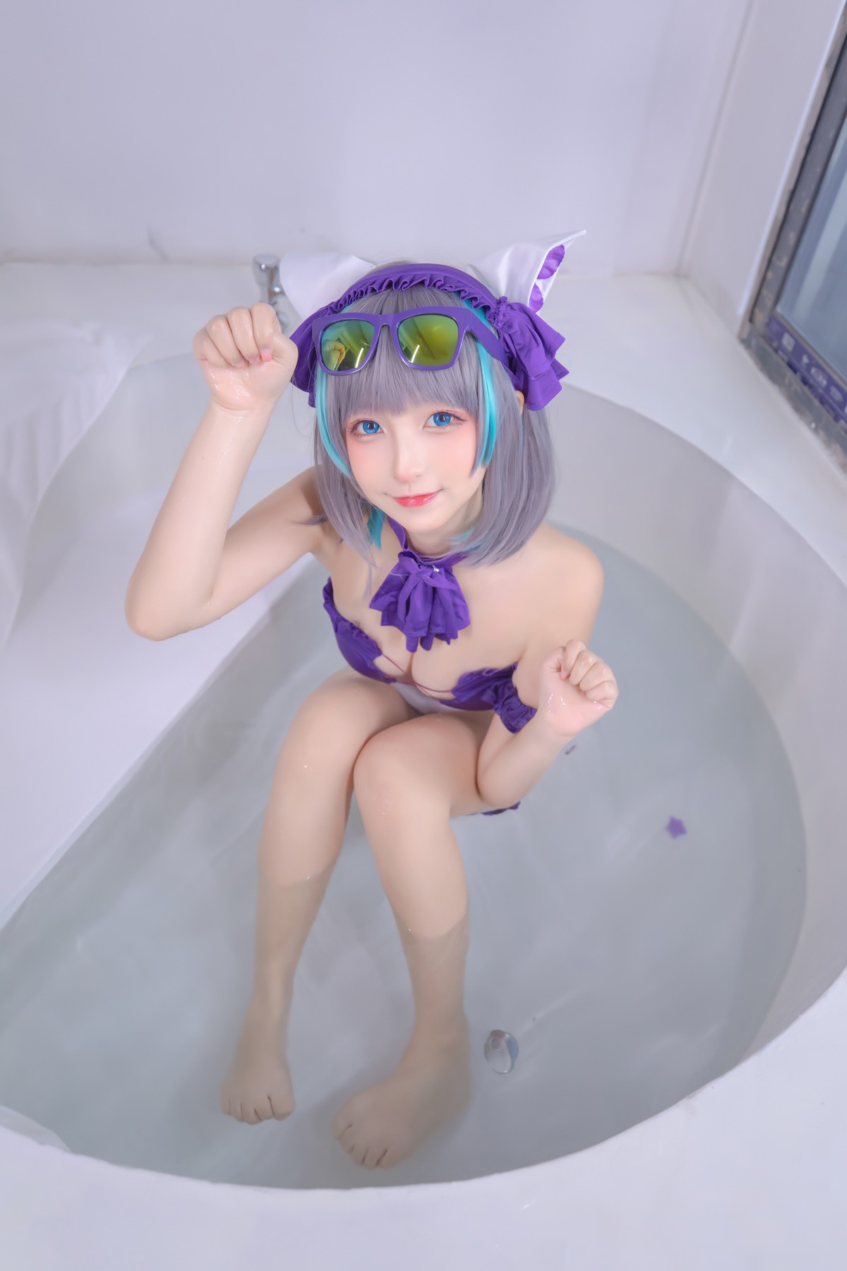 xgyw.top_萝莉美女神楽坂真冬柴郡Cos纯色庭院主题私房浴室性感比基尼秀完美身材诱惑写真150P