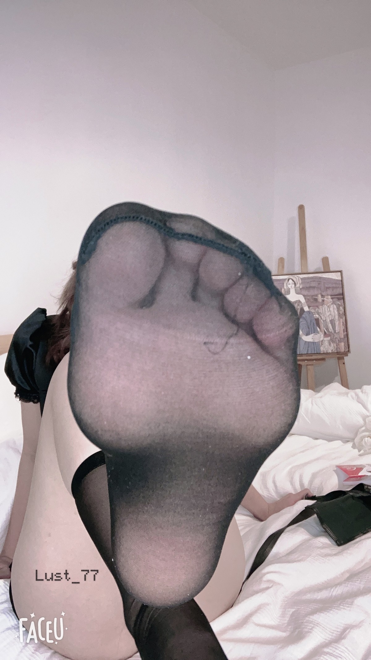 xgyw.top_动漫博主柒柒要乖哦辣妹旗袍主题私房性感黑旗袍配黑丝袜半脱秀翘臀诱惑写真46P
