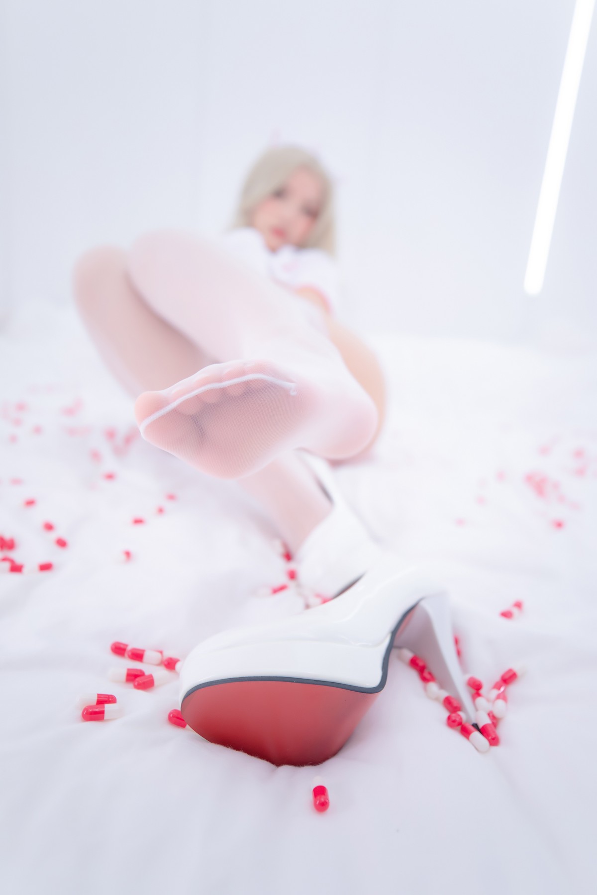 xgyw.top_萝莉美女神楽坂真冬白丝护士身心平衡主题性感粉色护士装配超薄白丝诱惑写真150P
