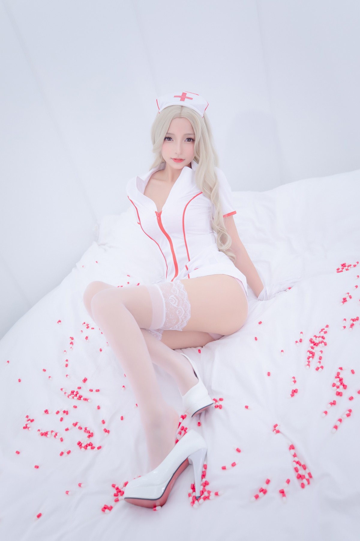 xgyw.top_萝莉美女神楽坂真冬白丝护士身心平衡主题性感粉色护士装配超薄白丝诱惑写真150P