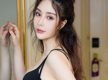 [Ugirls爱极品]No.2280_车模兔兔私人兔子装扮性感黑色低胸贴身衣秀完美身材骚扰写真35P