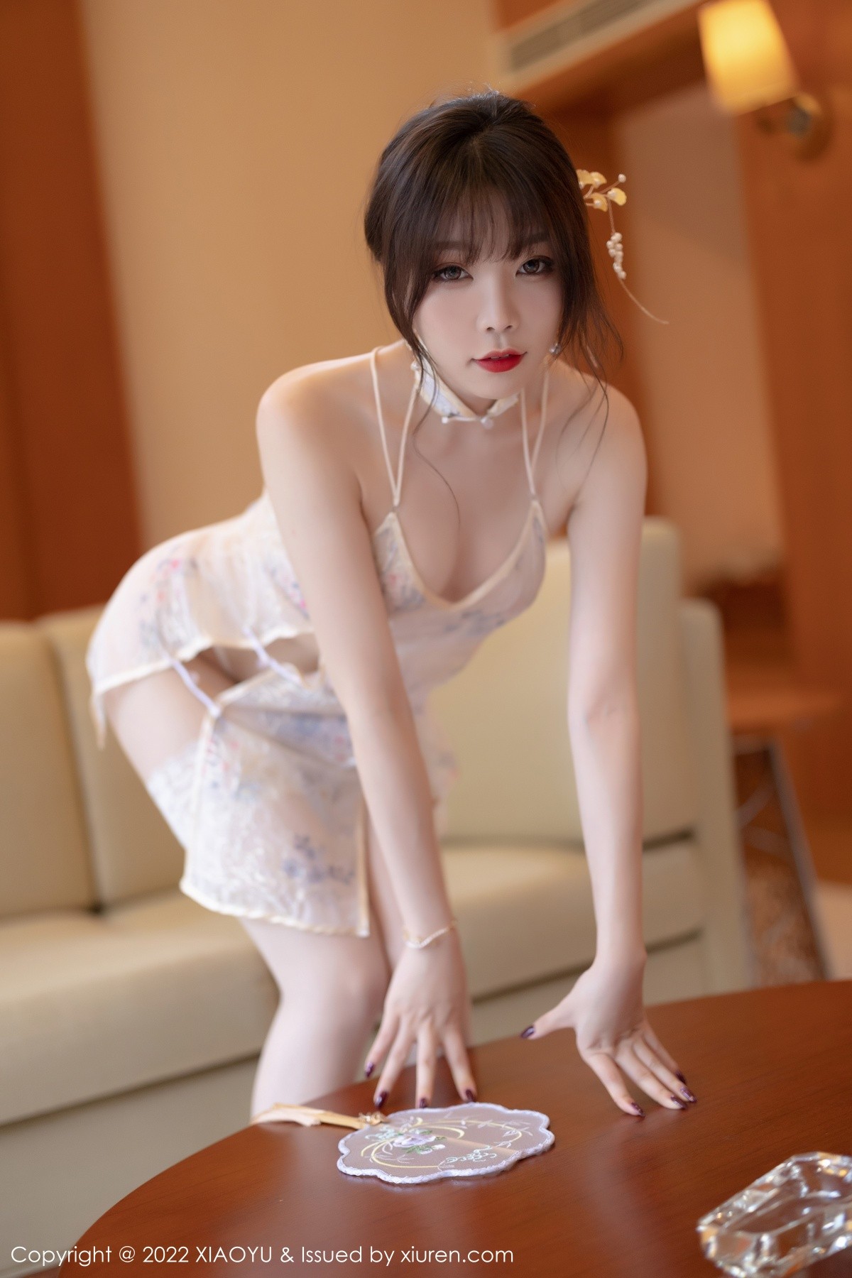 xgyw.top_[XiaoYu画语界]Vol.730_女神芝芝Booty惠州旅拍性感轻透淡色服饰配蕾丝袜完美诱惑写真78P
