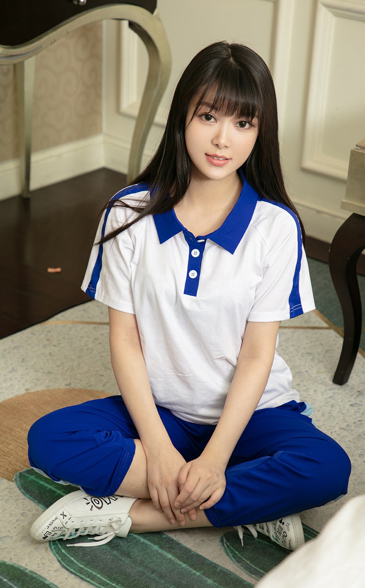 xgyw.top_[Ugirls爱尤物]No.2282_模特Sarah私房性感运动装加白色睡衣秀完美身材惹火诱惑写真35P