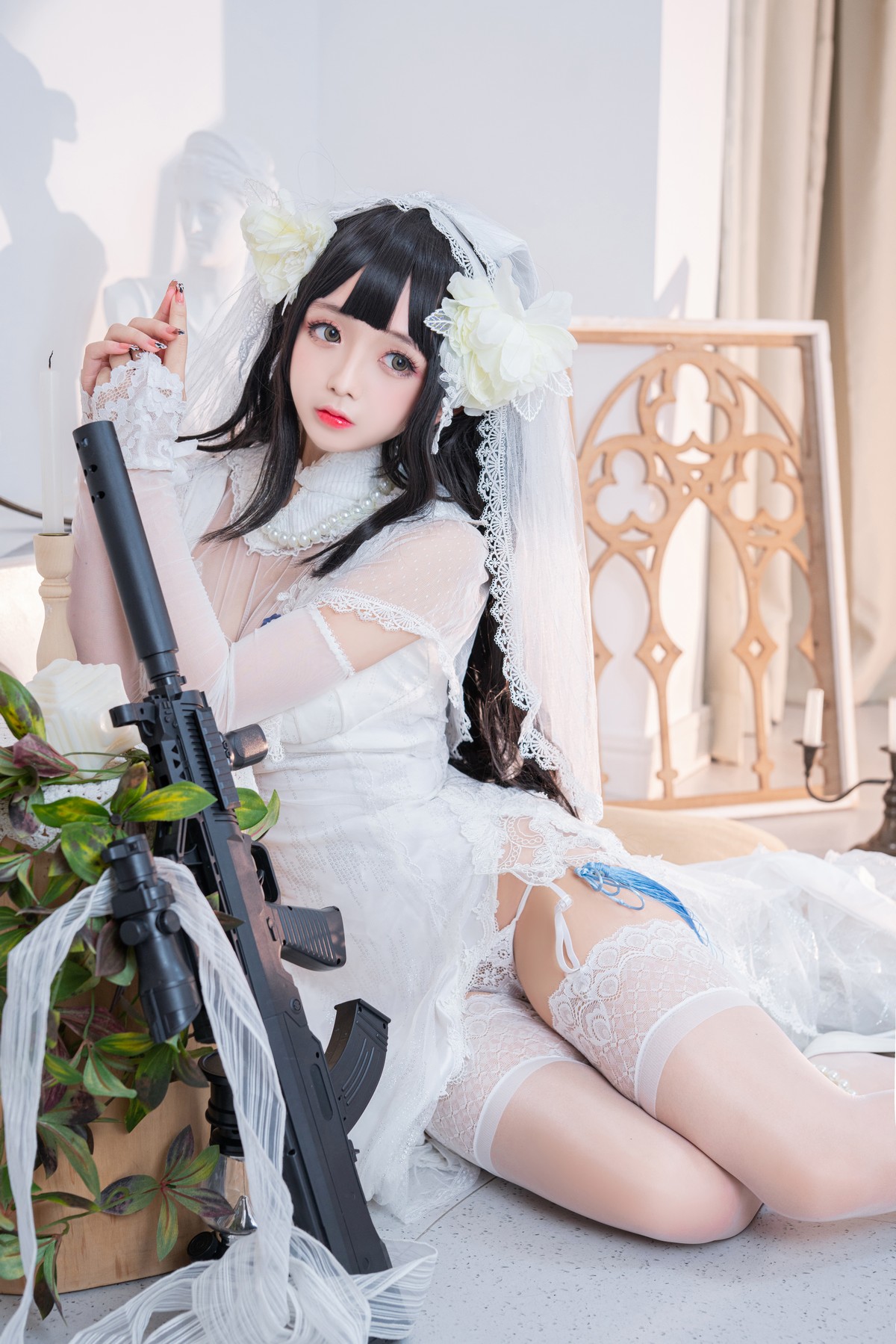 xgyw.top_网络美女松本甜奈姣95式婚纱主题白色薄纱配白色蕾丝吊袜秀翘臀美腿诱惑写真52P