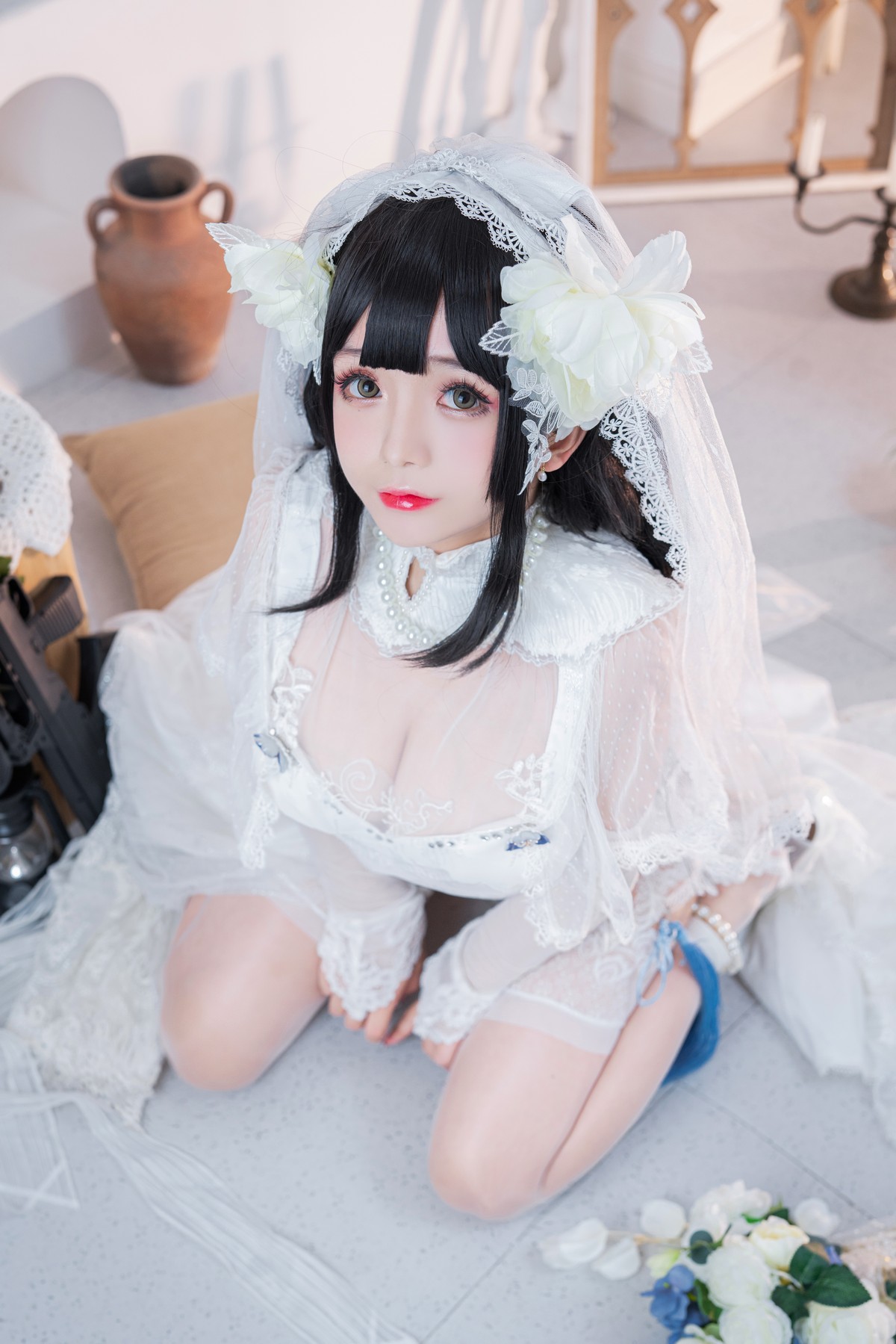 xgyw.top_网络美女松本甜奈姣95式婚纱主题白色薄纱配白色蕾丝吊袜秀翘臀美腿诱惑写真52P