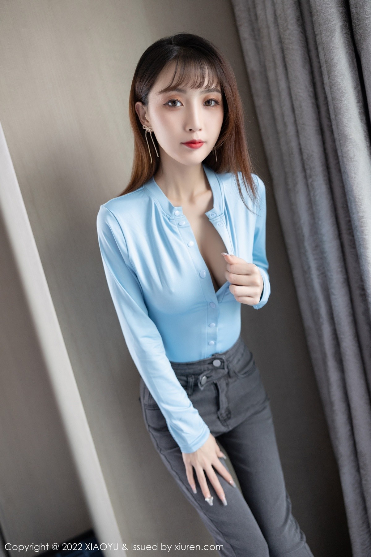 xgyw.top_[XiaoYu画语界]Vol.731_模特林星阑淡蓝连体衣配牛仔裤半脱秀超薄黑丝撩人诱惑写真110P