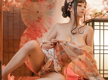 萌系大姐姐蜜汁猫裘浴娘2主题私人亚洲风服饰半脱秀丰满身材撩人骚扰写真37P