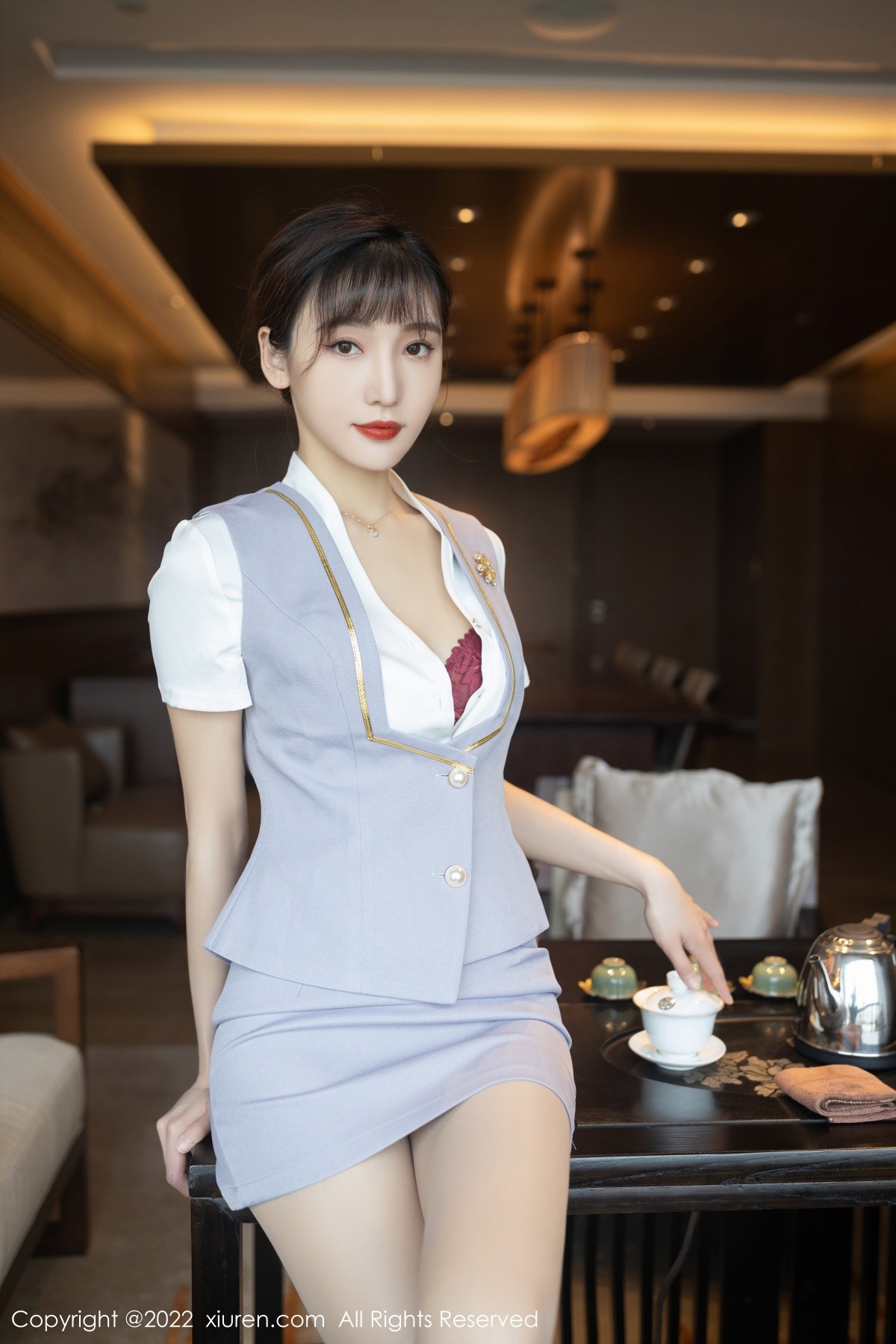 xgyw.top_XiuRen第4694期_模特陆萱萱珠三角旅拍茶艺师角色扮演红色内衣配肉丝诱惑写真78P