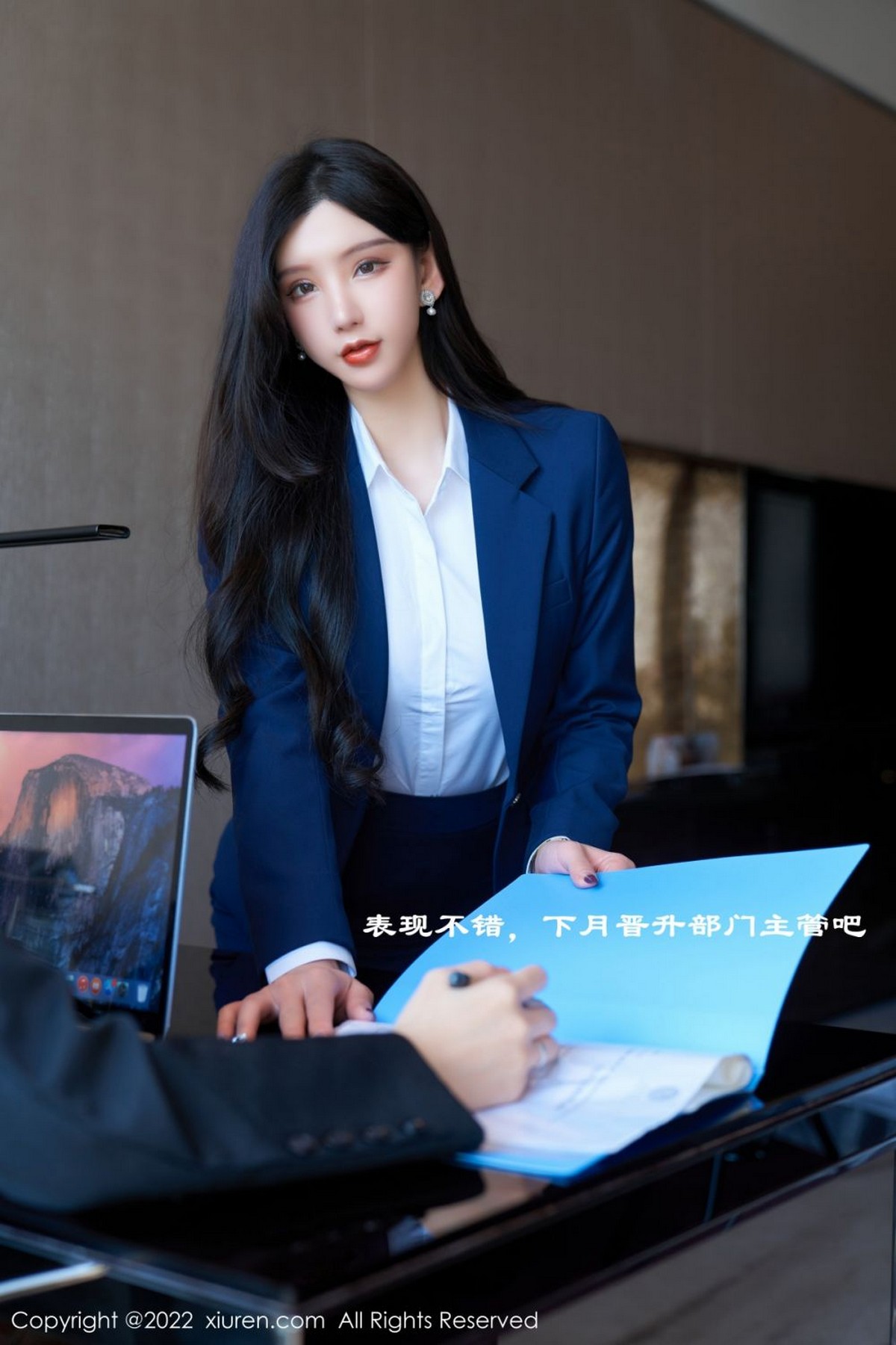 xgyw.top_XiuRen第4708期_女神周于希Sally职场风云黑色蕾丝情趣内衣秀惹火身材诱惑写真82P