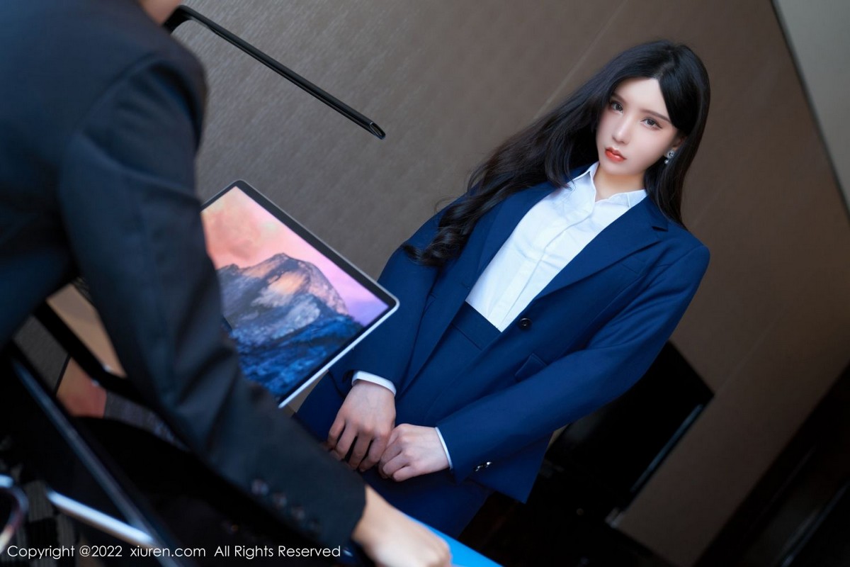 xgyw.top_XiuRen第4708期_女神周于希Sally职场风云黑色蕾丝情趣内衣秀惹火身材诱惑写真82P