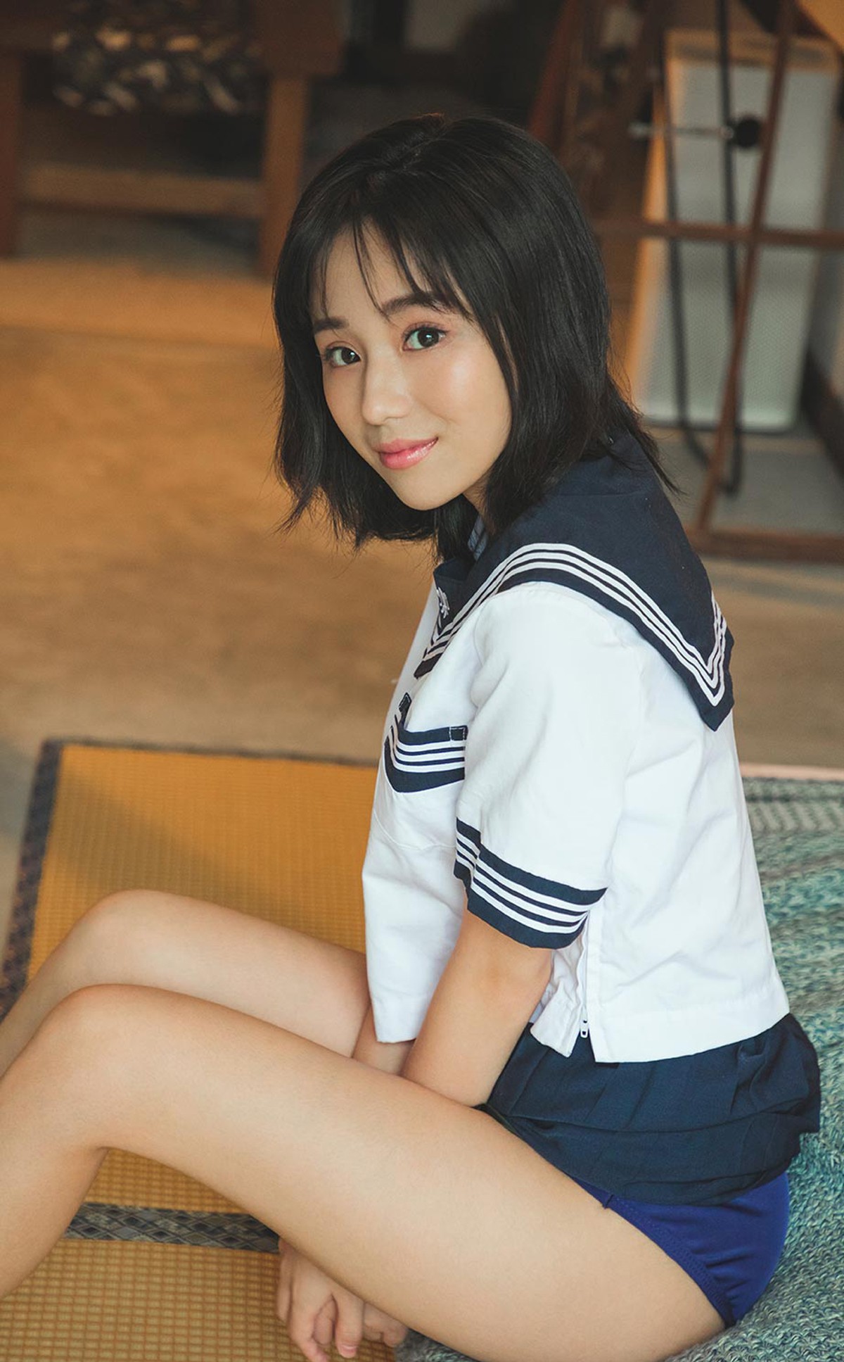 xgyw.top_[Ugirls爱尤物]No.2295_模特Baileys香儿私房性感蕾丝内衣系列秀完美身材诱惑写真35P