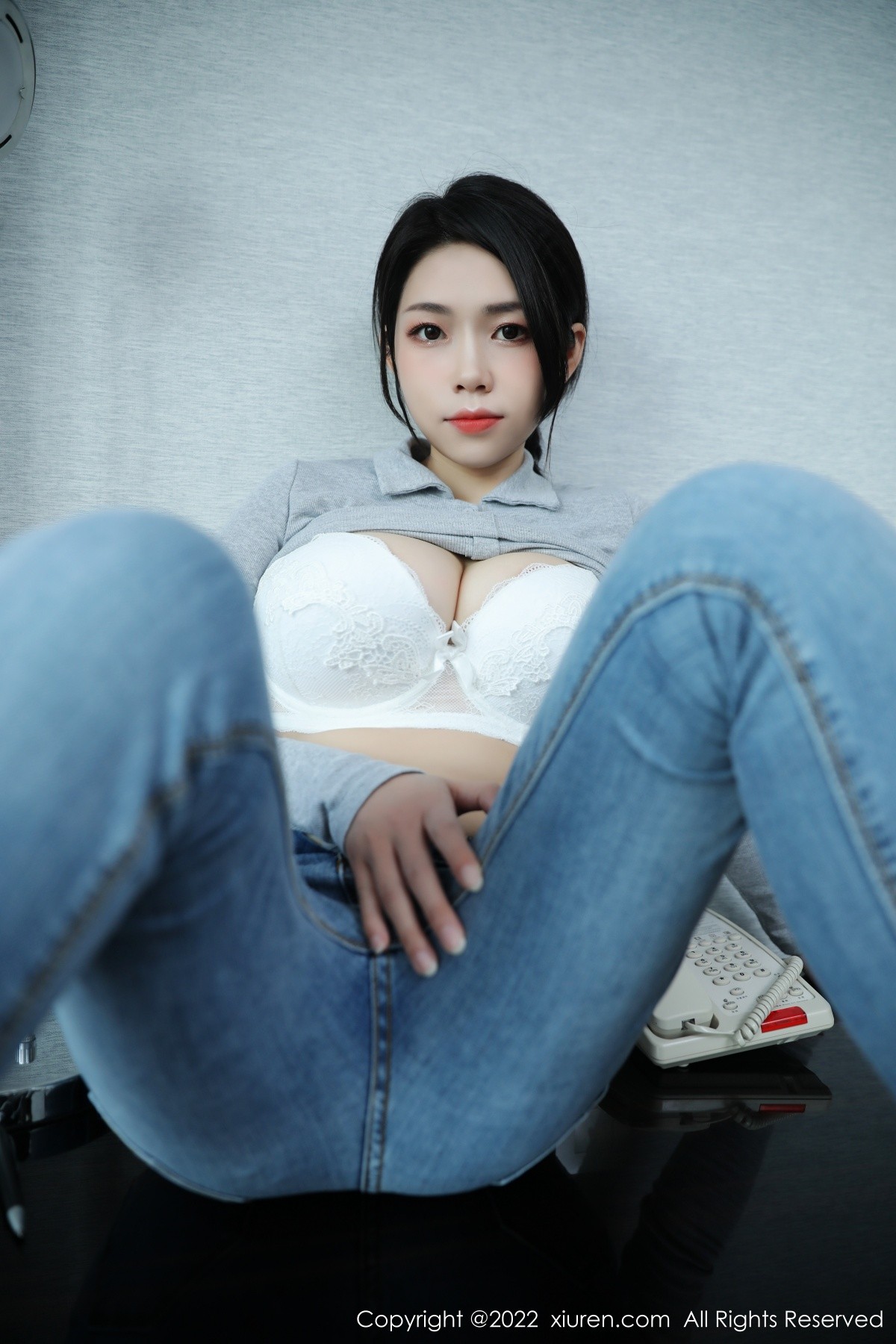 xgyw.top_XiuRen第4711期_模特娜娜子呀私房半脱露性感白色蕾丝内衣配肉丝裤袜诱惑写真72P