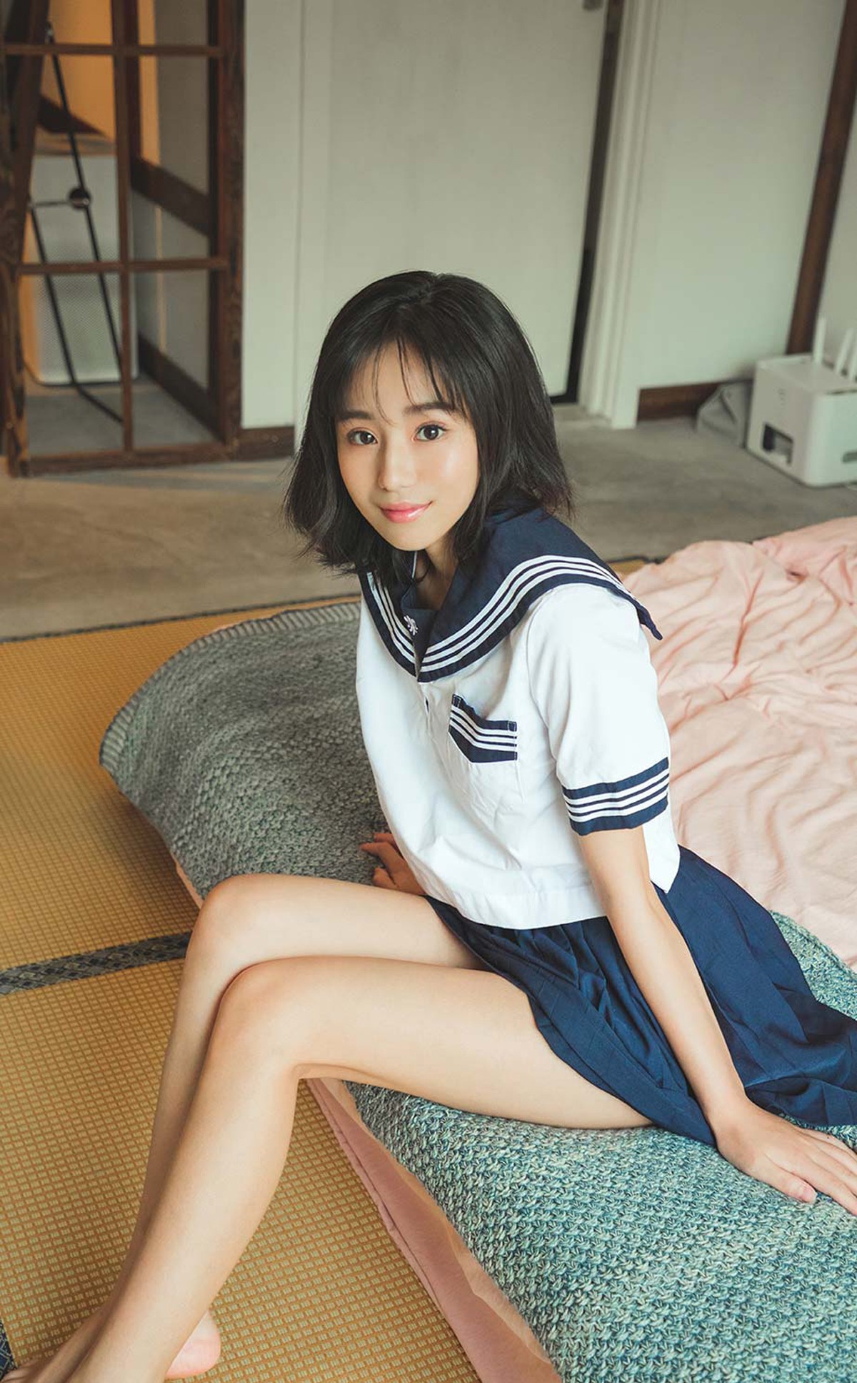 xgyw.top_[Ugirls爱尤物]No.2295_模特Baileys香儿私房性感蕾丝内衣系列秀完美身材诱惑写真35P