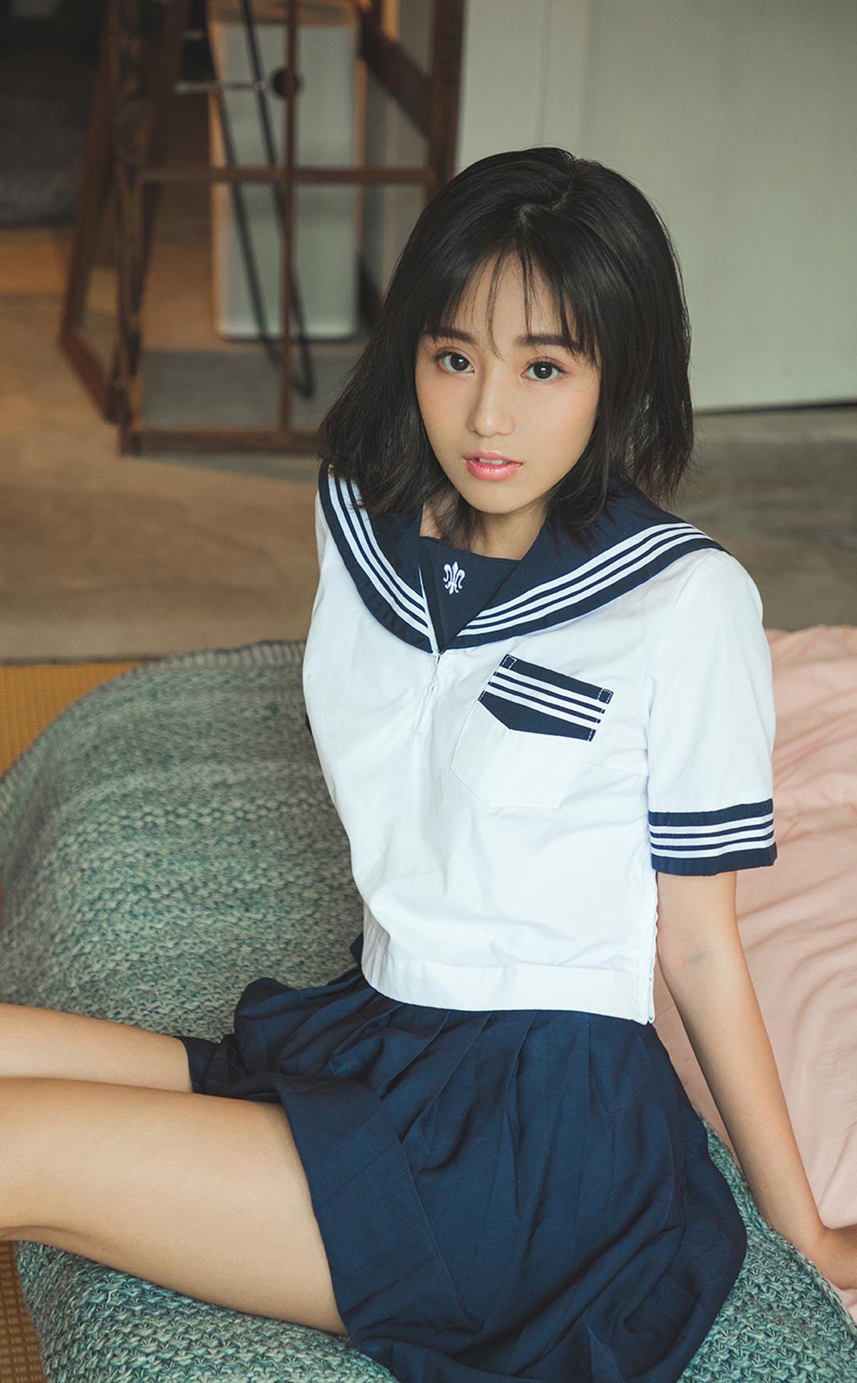 xgyw.top_[Ugirls爱尤物]No.2295_模特Baileys香儿私房性感蕾丝内衣系列秀完美身材诱惑写真35P