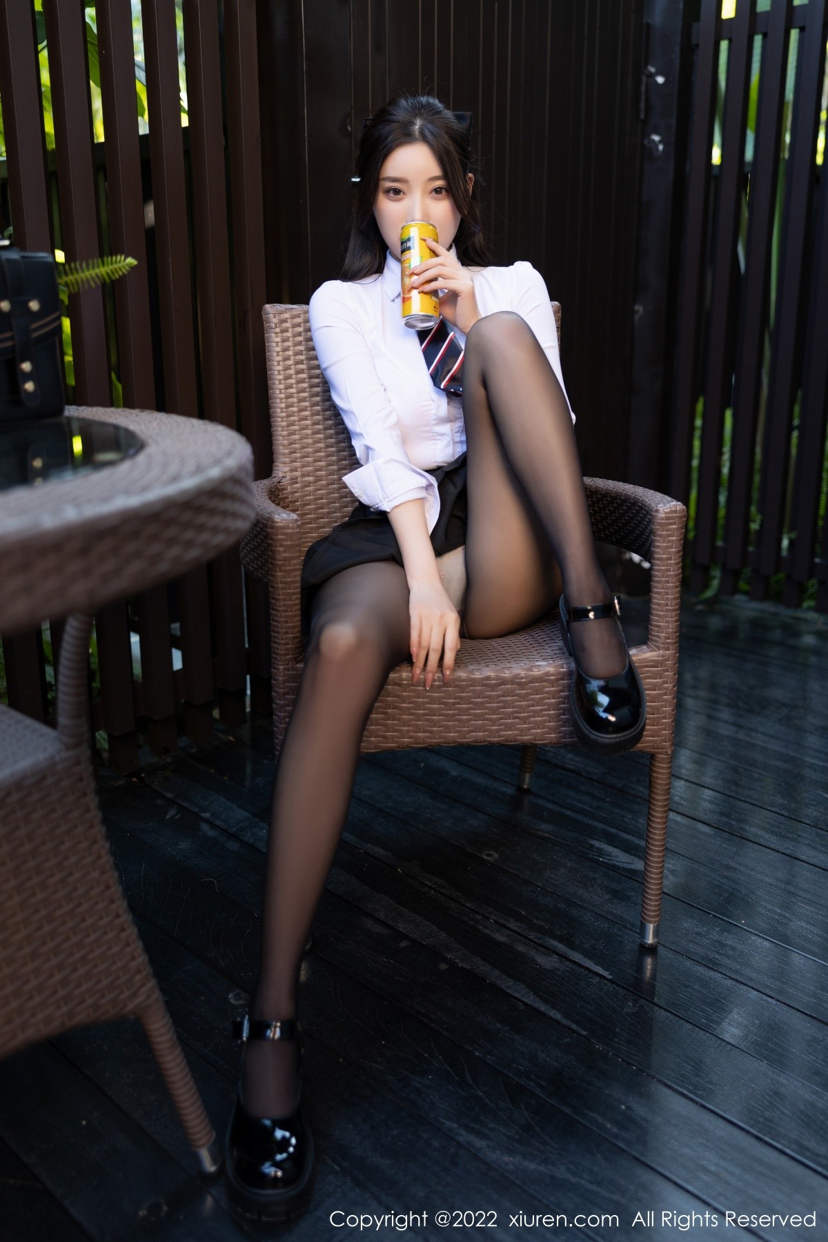 xgyw.top_XiuRen第4721期_女神杨晨晨Yome脱学妹制服露性感内衣黑丝裤袜完美诱惑写真77P