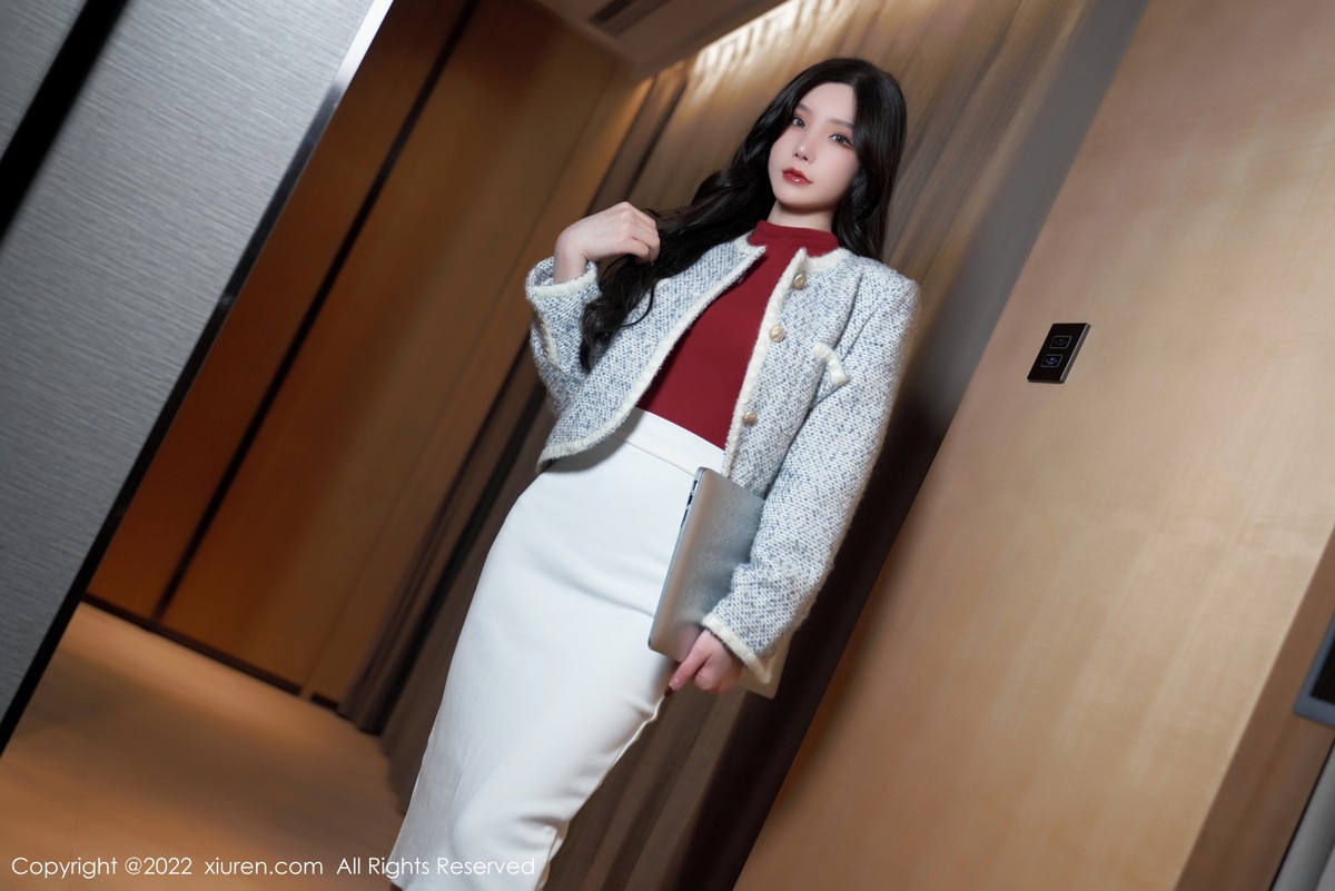 xgyw.top_XiuRen第4728期_女神周于希Sally女秘书回家主题超薄无内肉丝裤袜绝美诱惑写真76P