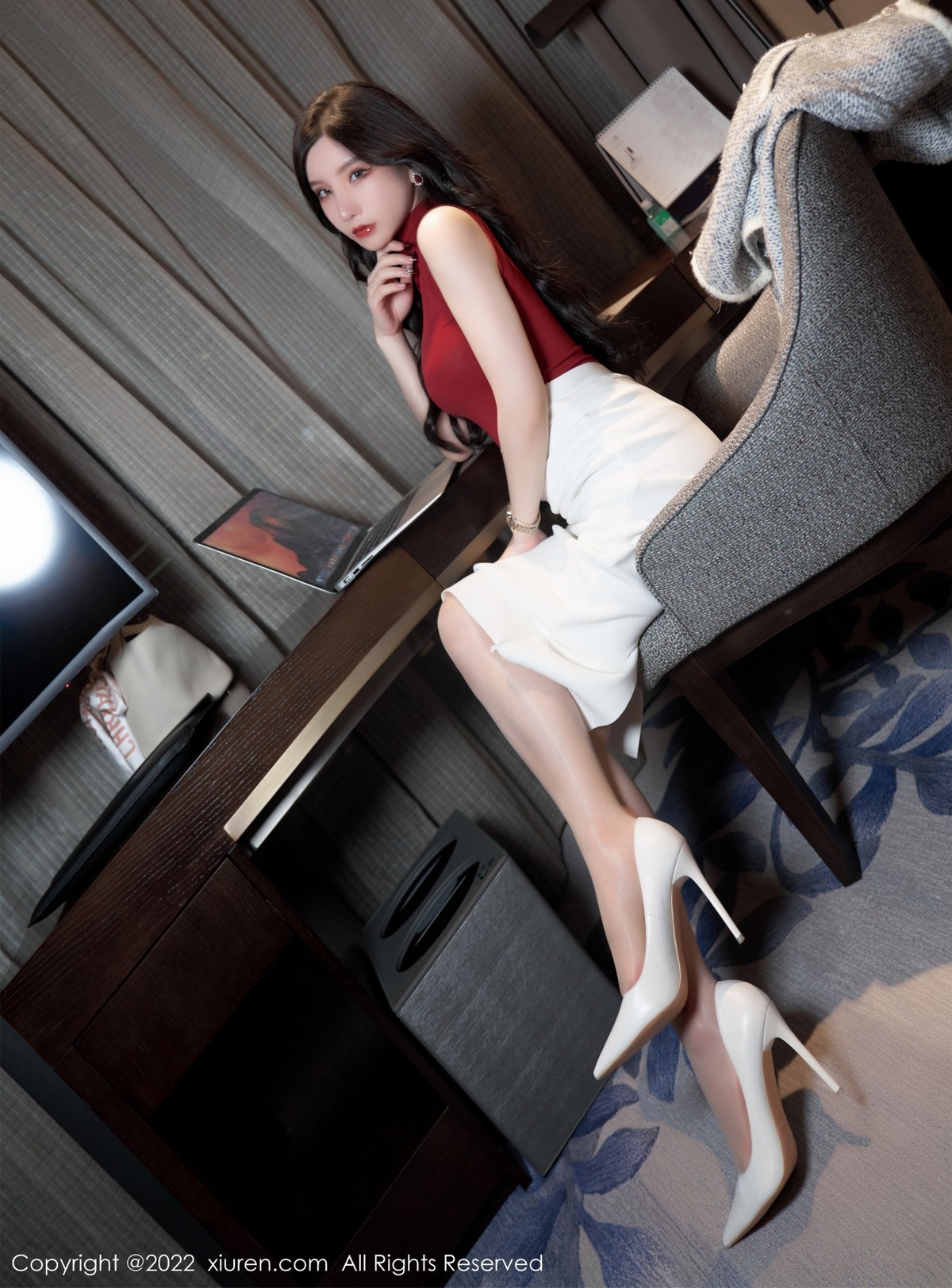 xgyw.top_XiuRen第4728期_女神周于希Sally女秘书回家主题超薄无内肉丝裤袜绝美诱惑写真76P