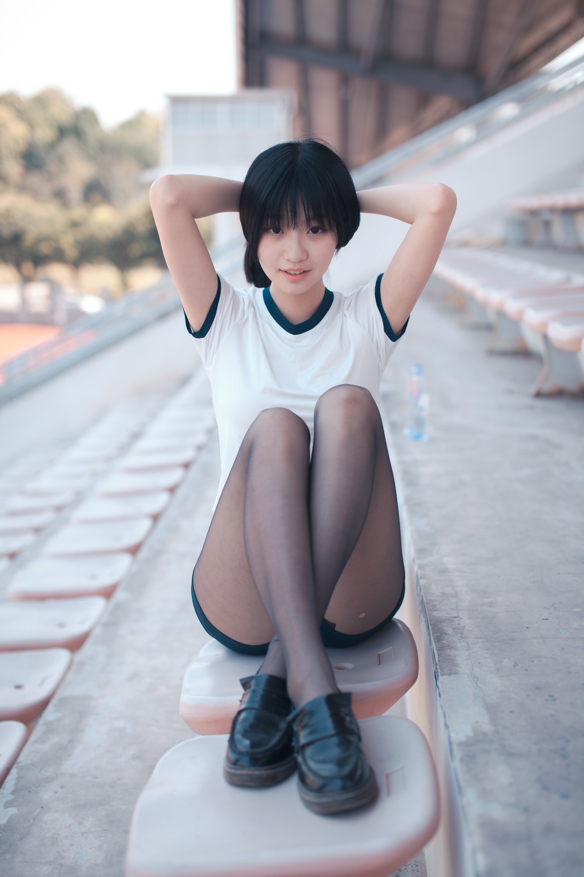 xgyw.top_网红Cosplay沧霁桔梗黑丝体操服主题学校体育场紧身体操服秀完美身材性感写真53P