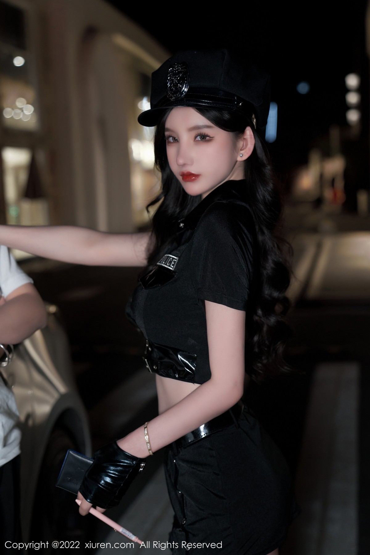 xgyw.top_[XiuRen秀人网]No.4741_女神周于希Sally女警官主题黑色短裙露蕾丝内裤秀翘臀诱惑写真72P