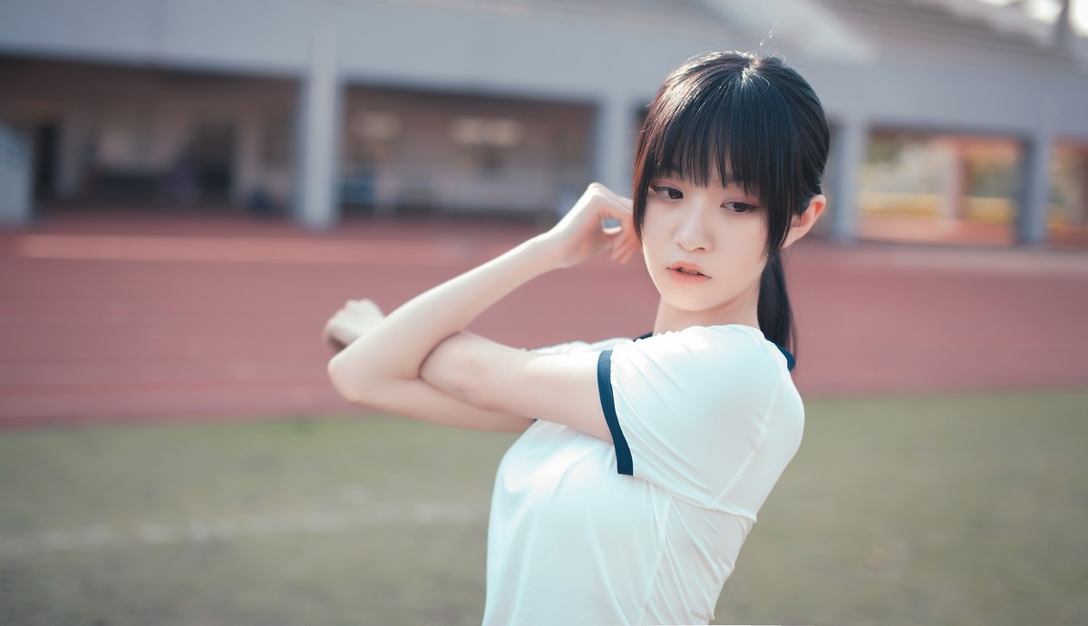 xgyw.top_网红Cosplay沧霁桔梗黑丝体操服主题学校体育场紧身体操服秀完美身材性感写真53P