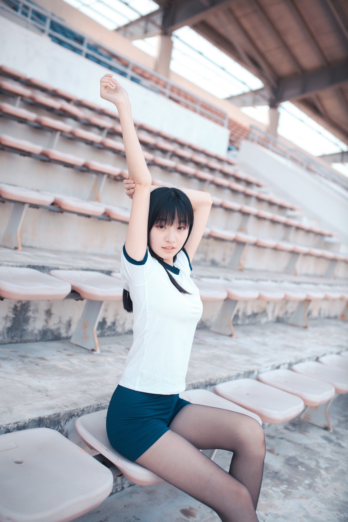 xgyw.top_网红Cosplay沧霁桔梗黑丝体操服主题学校体育场紧身体操服秀完美身材性感写真53P