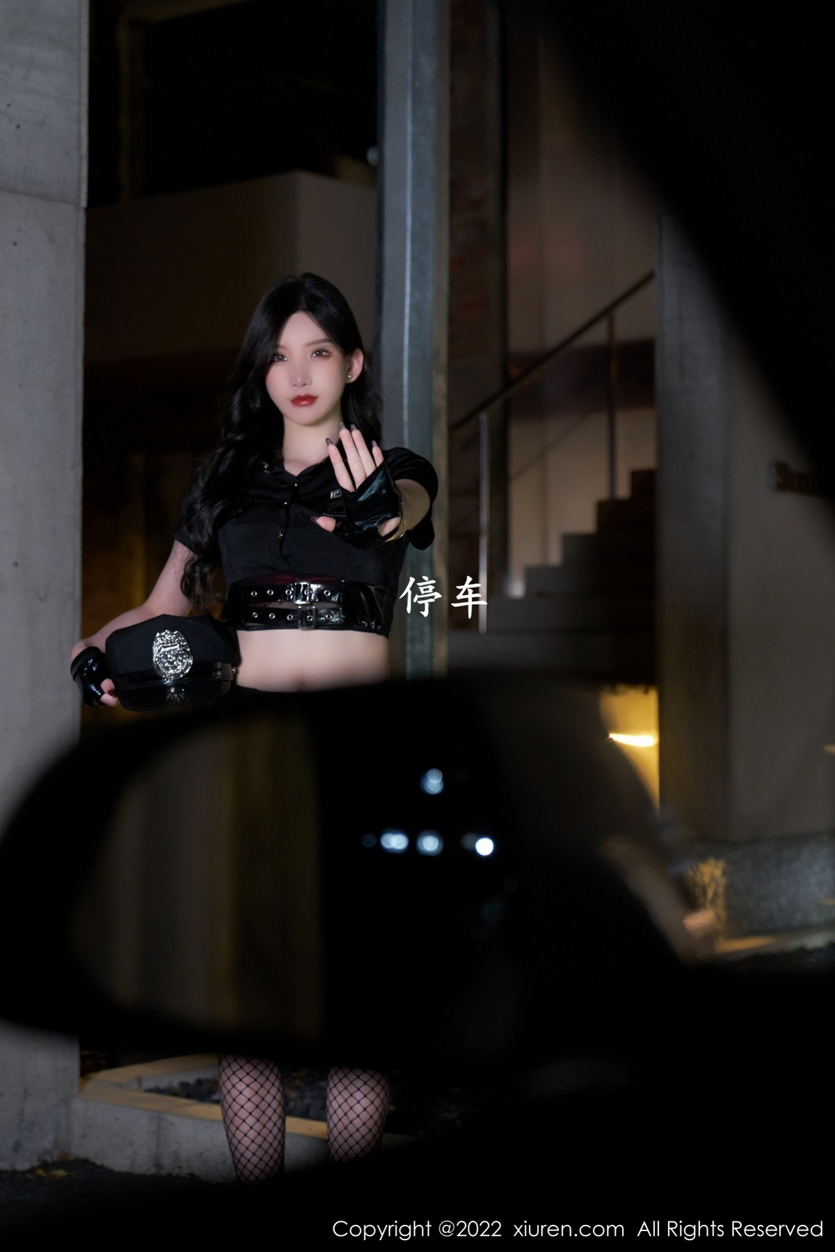 xgyw.top_[XiuRen秀人网]No.4741_女神周于希Sally女警官主题黑色短裙露蕾丝内裤秀翘臀诱惑写真72P