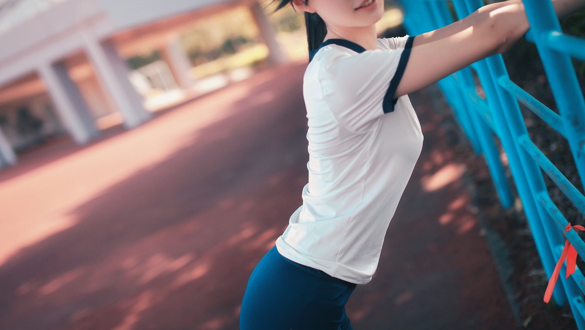 xgyw.top_网红Cosplay沧霁桔梗黑丝体操服主题学校体育场紧身体操服秀完美身材性感写真53P
