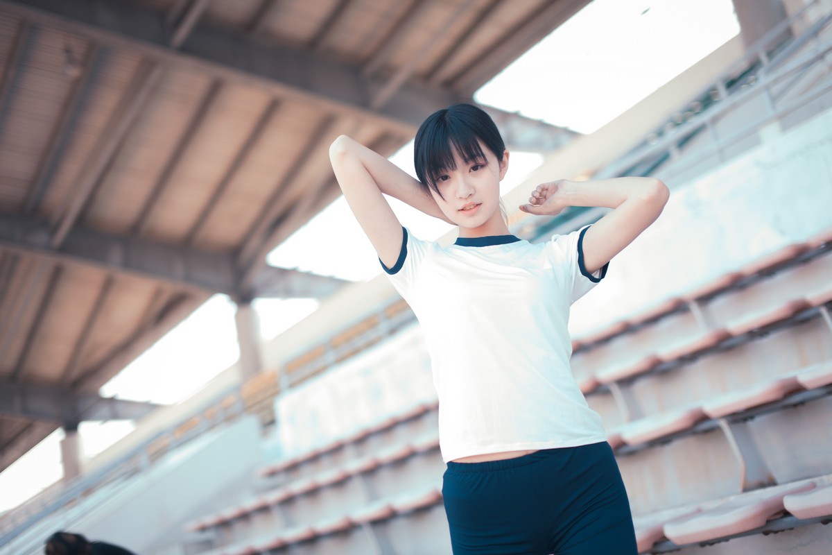 xgyw.top_网红Cosplay沧霁桔梗黑丝体操服主题学校体育场紧身体操服秀完美身材性感写真53P