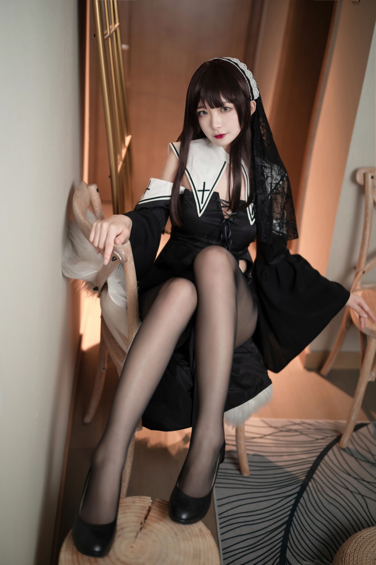 xgyw.top_动漫博主封疆疆v黑色修女主题私房性感黑色长裙配黑丝裤袜秀美腿极致魅惑写真40P
