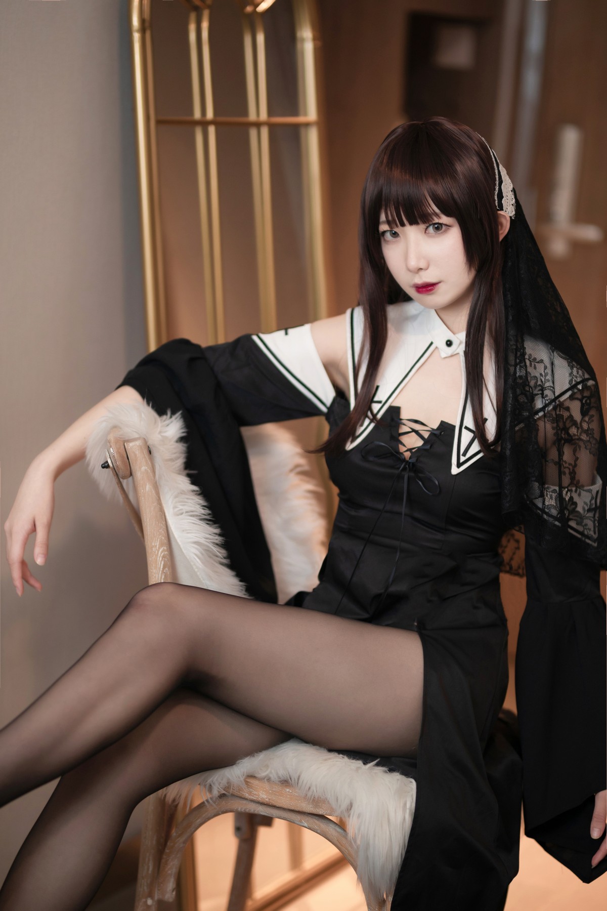 xgyw.top_动漫博主封疆疆v黑色修女主题私房性感黑色长裙配黑丝裤袜秀美腿极致魅惑写真40P