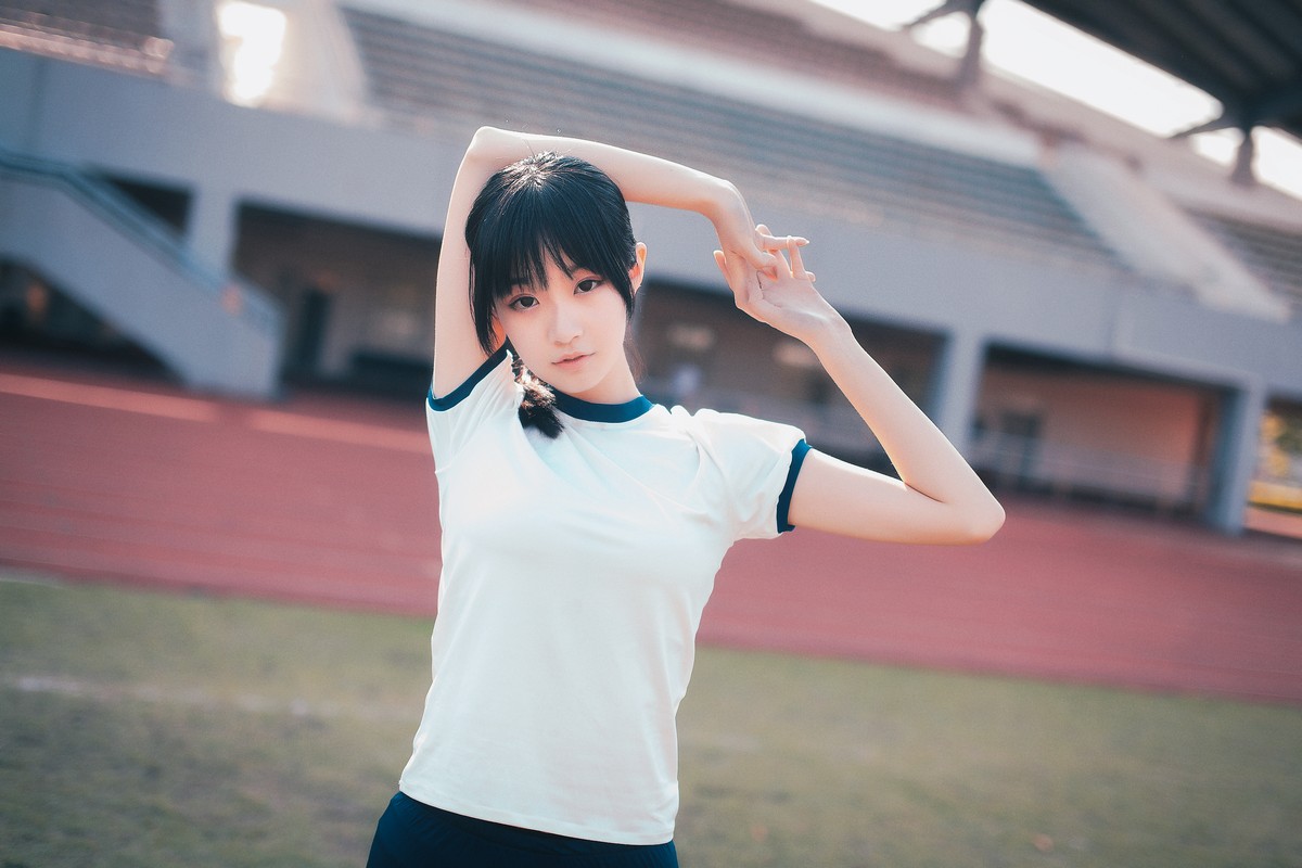 xgyw.top_网红Cosplay沧霁桔梗黑丝体操服主题学校体育场紧身体操服秀完美身材性感写真53P