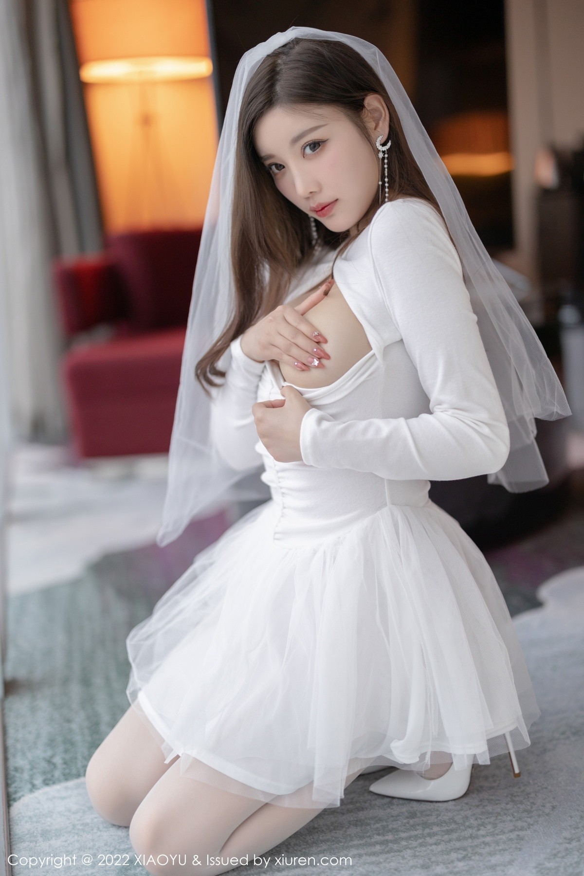 xgyw.top_[XiaoYu画语界]Vol.739_女神杨晨晨Yome性感白色婚纱配白丝袜秀完美身材惹火诱惑写真72P