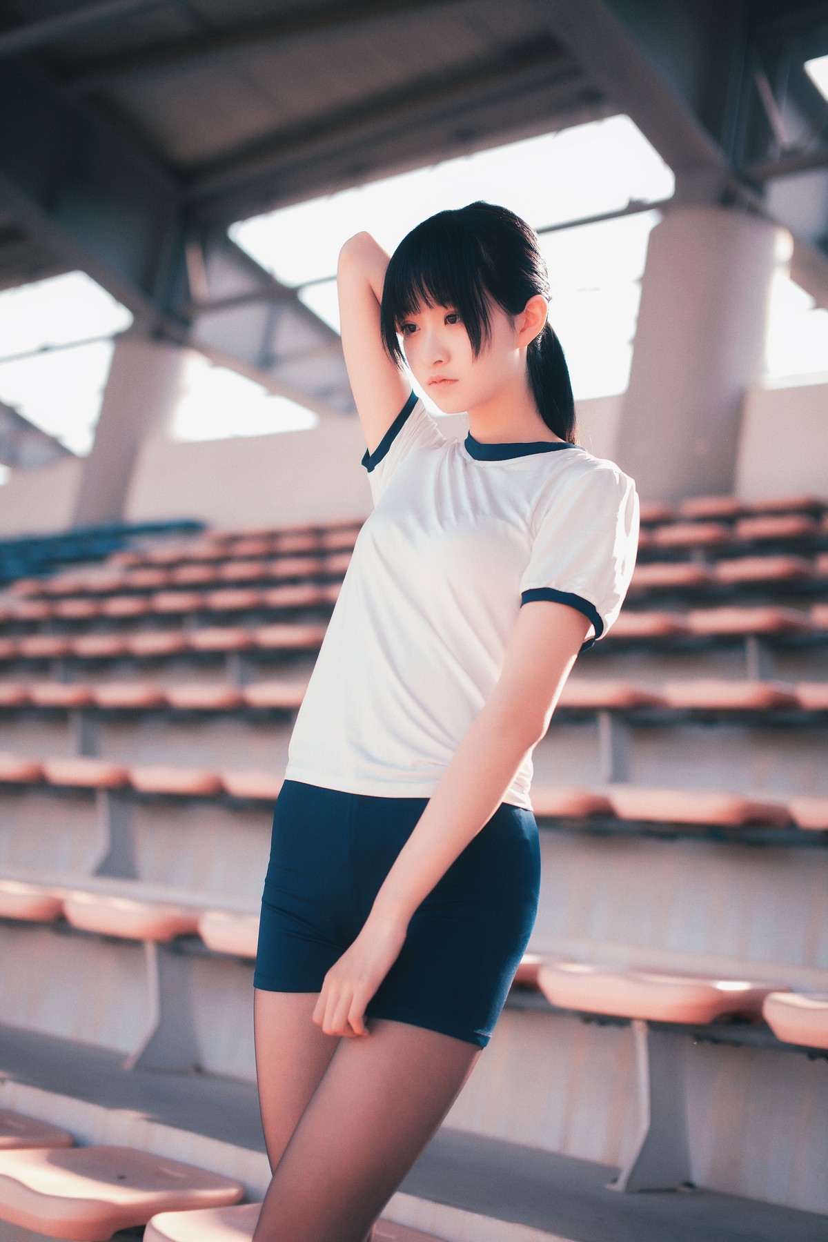 xgyw.top_网红Cosplay沧霁桔梗黑丝体操服主题学校体育场紧身体操服秀完美身材性感写真53P