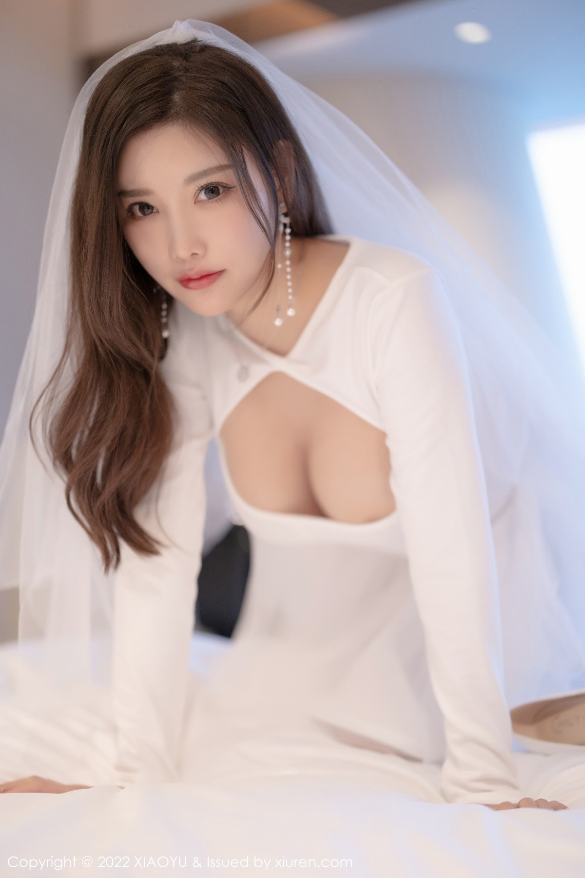 xgyw.top_[XiaoYu画语界]Vol.739_女神杨晨晨Yome性感白色婚纱配白丝袜秀完美身材惹火诱惑写真72P