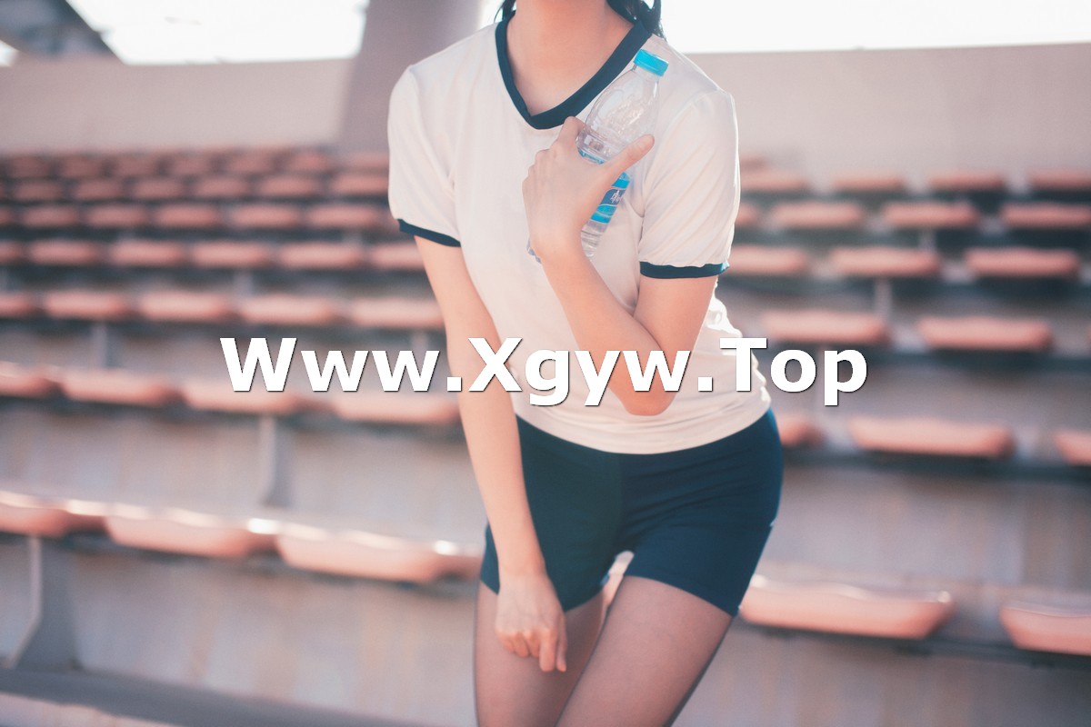 xgyw.top_网红Cosplay沧霁桔梗黑丝体操服主题学校体育场紧身体操服秀完美身材性感写真53P